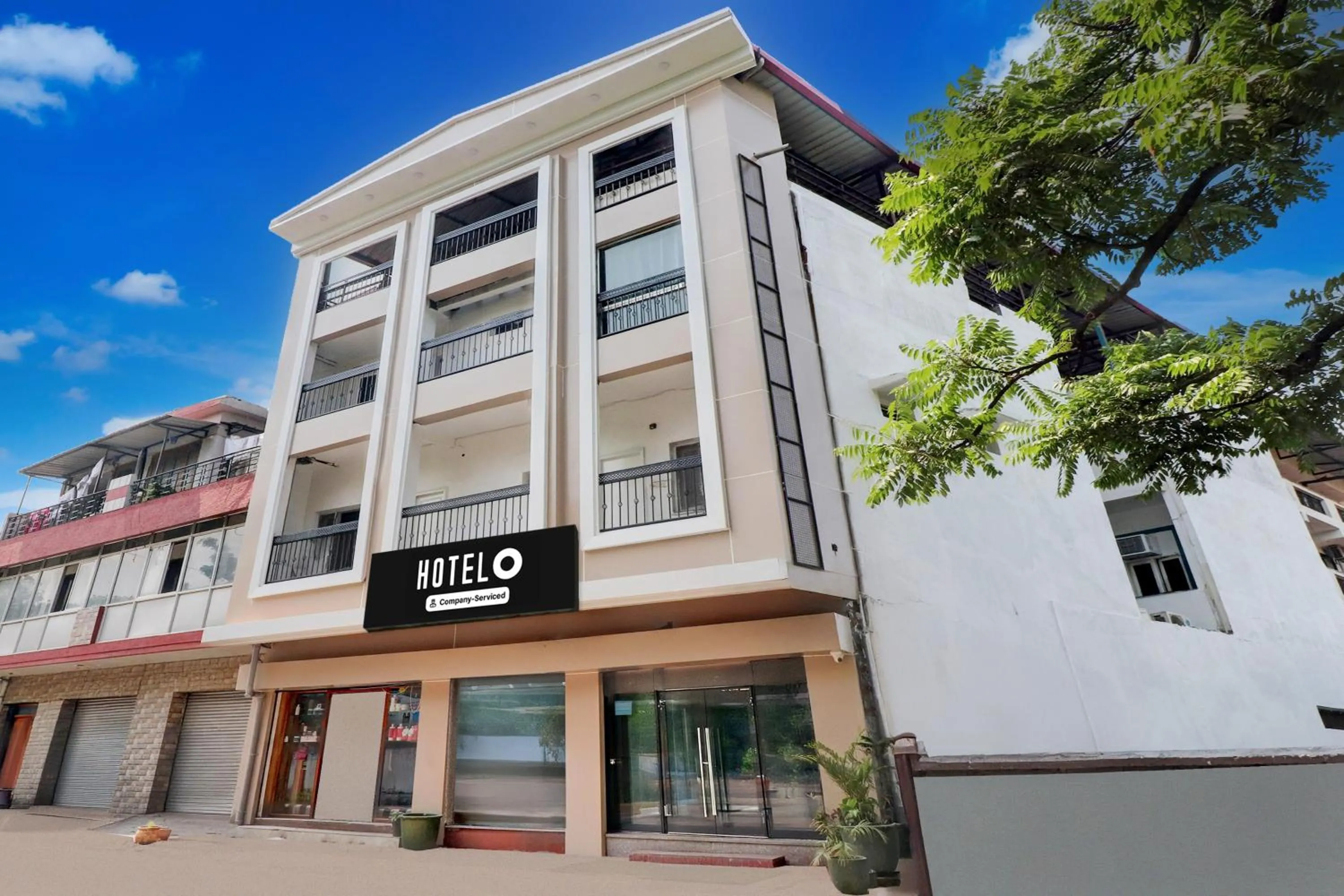 Facade/entrance in Hotel O Tehsil Chowk Doon Hospital Formerly Hotel Comfort