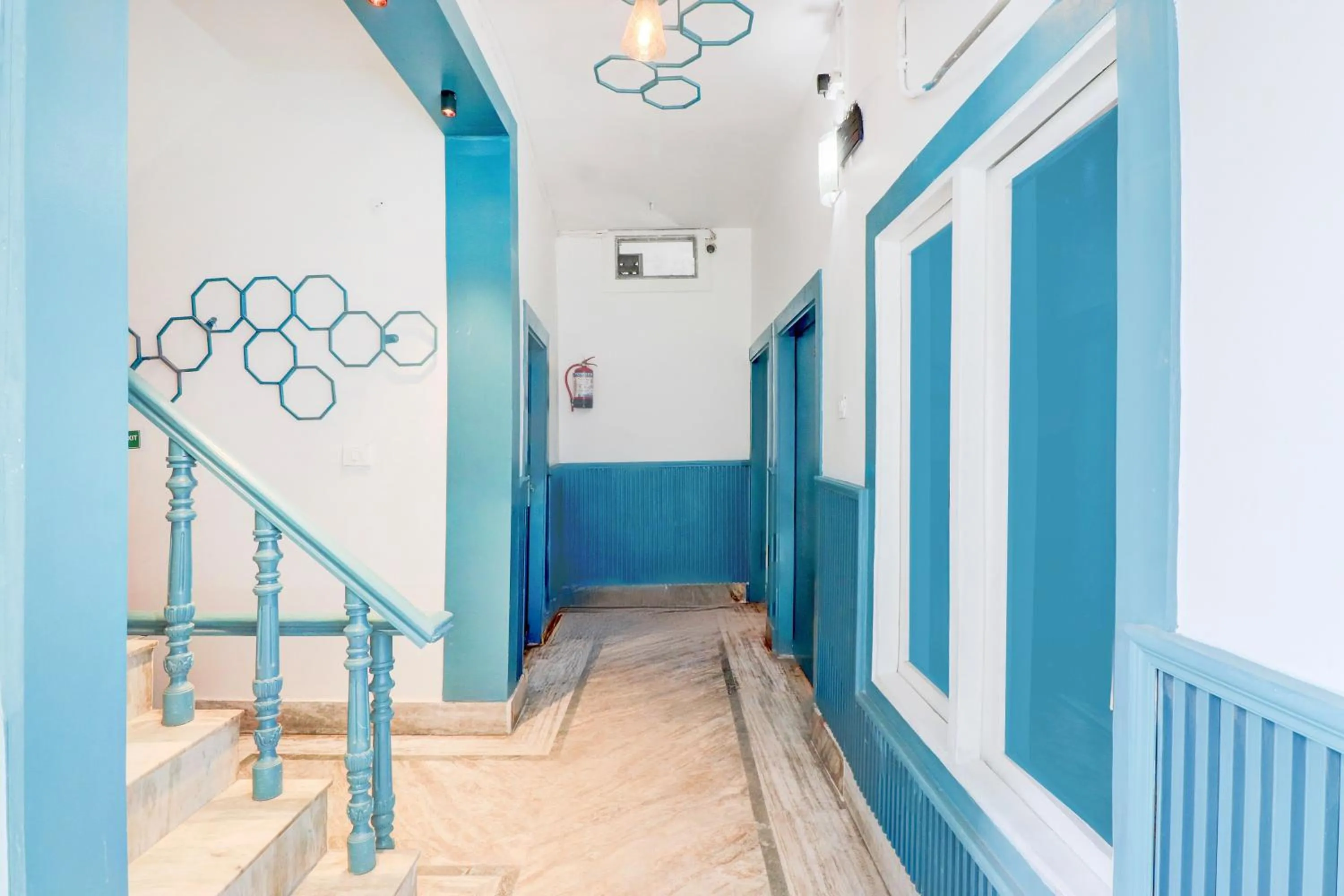 Lobby or reception in Hotel O Tehsil Chowk Doon Hospital Formerly Hotel Comfort