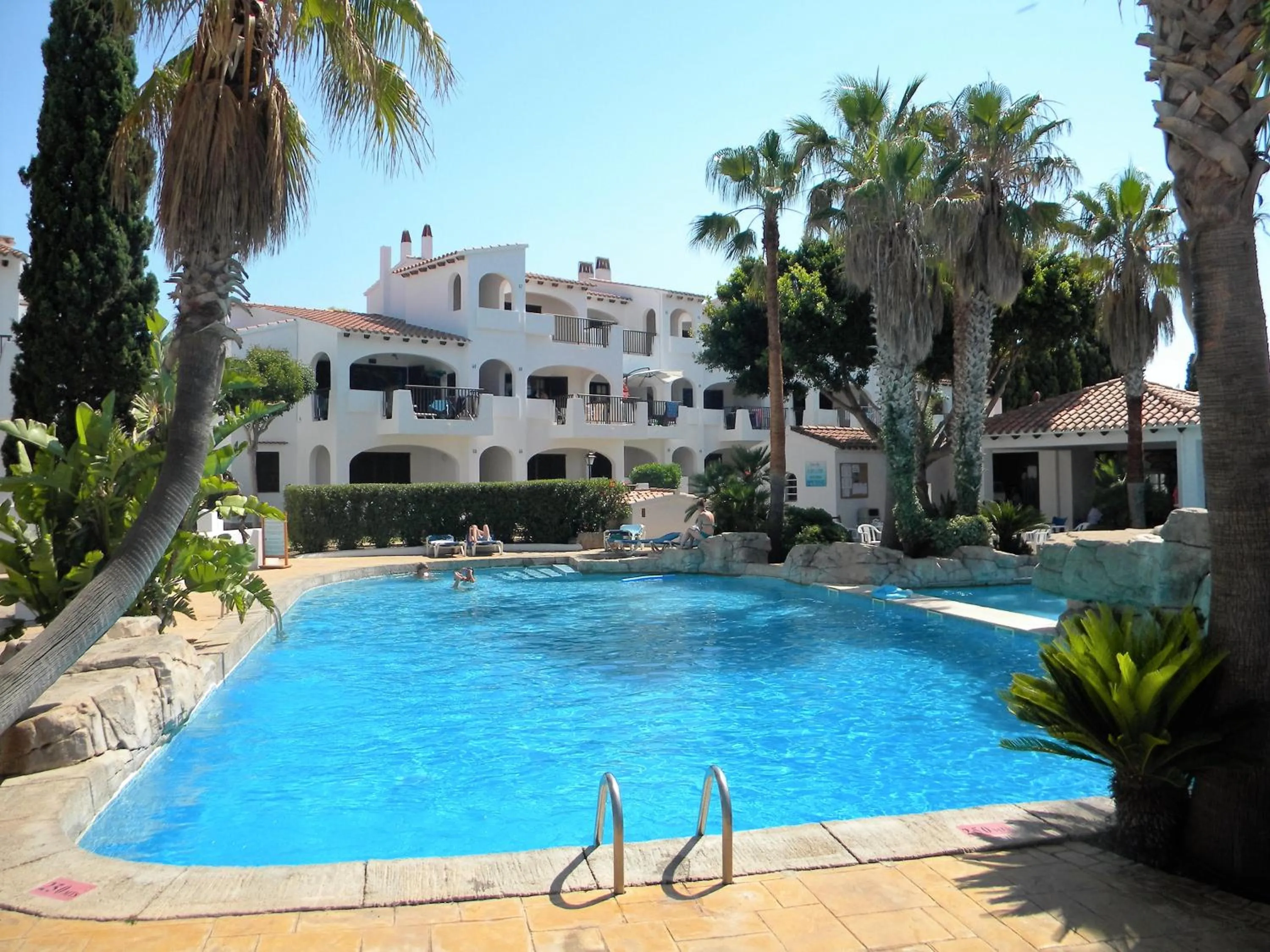 Swimming pool in Siesta Mar Apartamentos