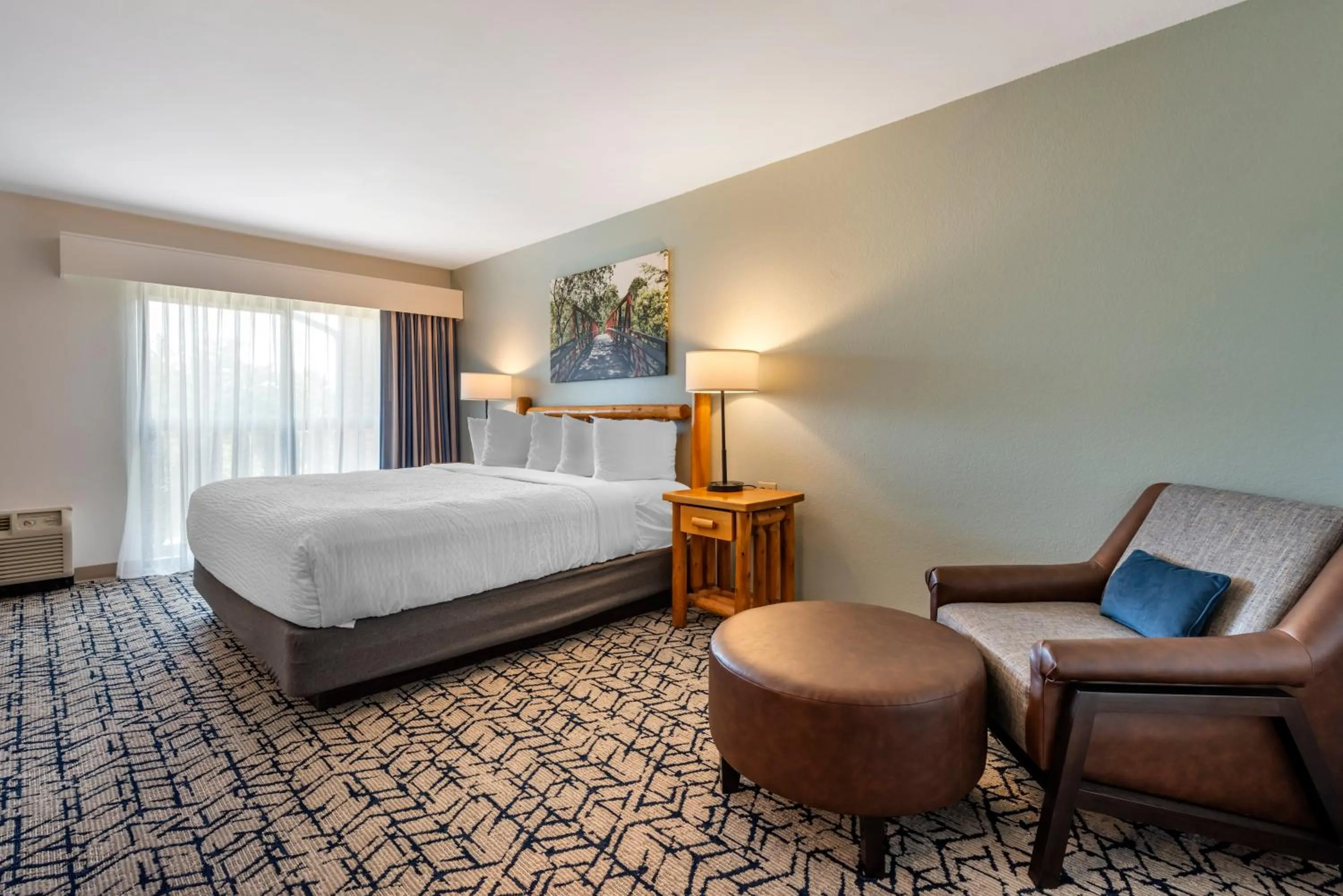 Bed in Three Bears Resort Waterpark Near Tomah Ascend Collection