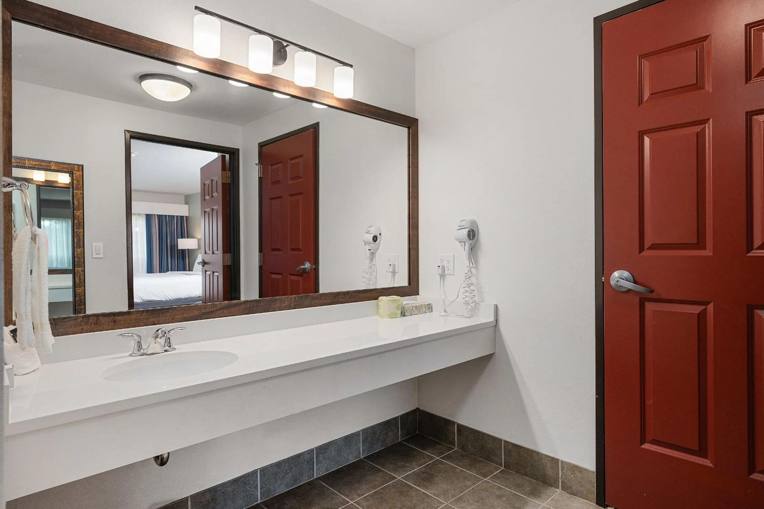 Shower in Three Bears Resort Waterpark Near Tomah Ascend Collection