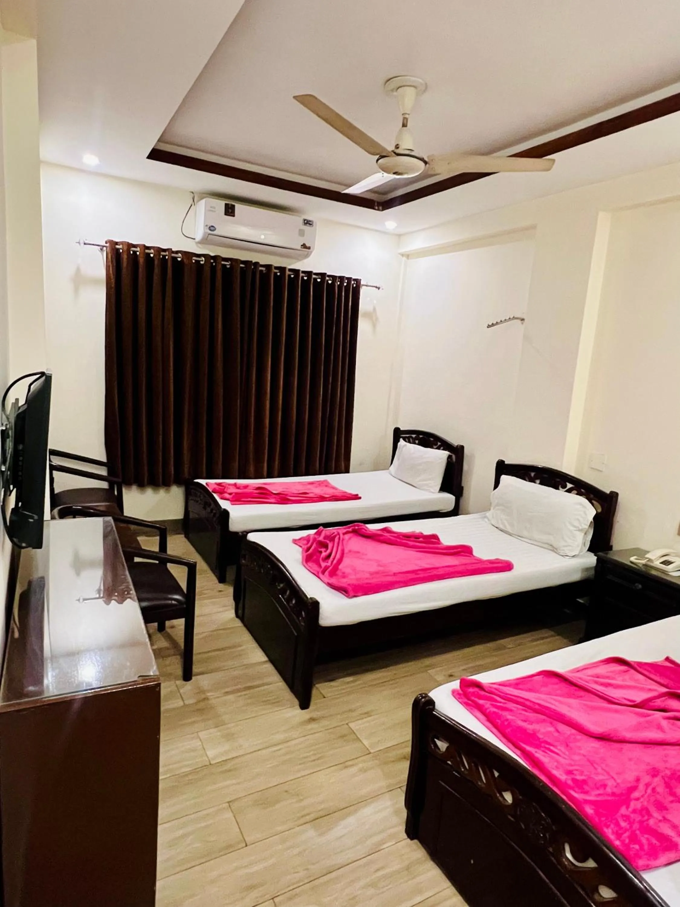 Bed in Citymax Hotel