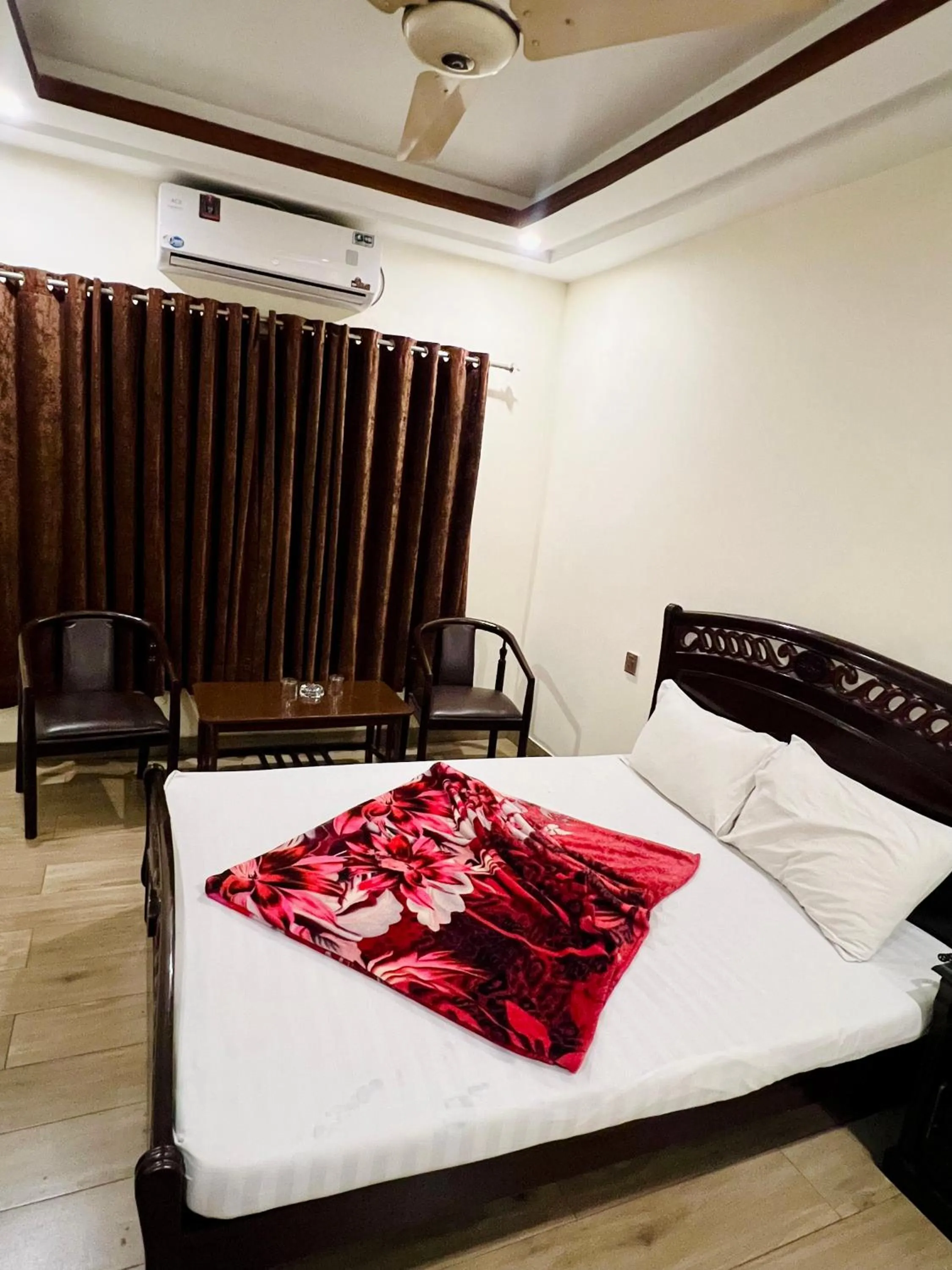 Bed in Citymax Hotel