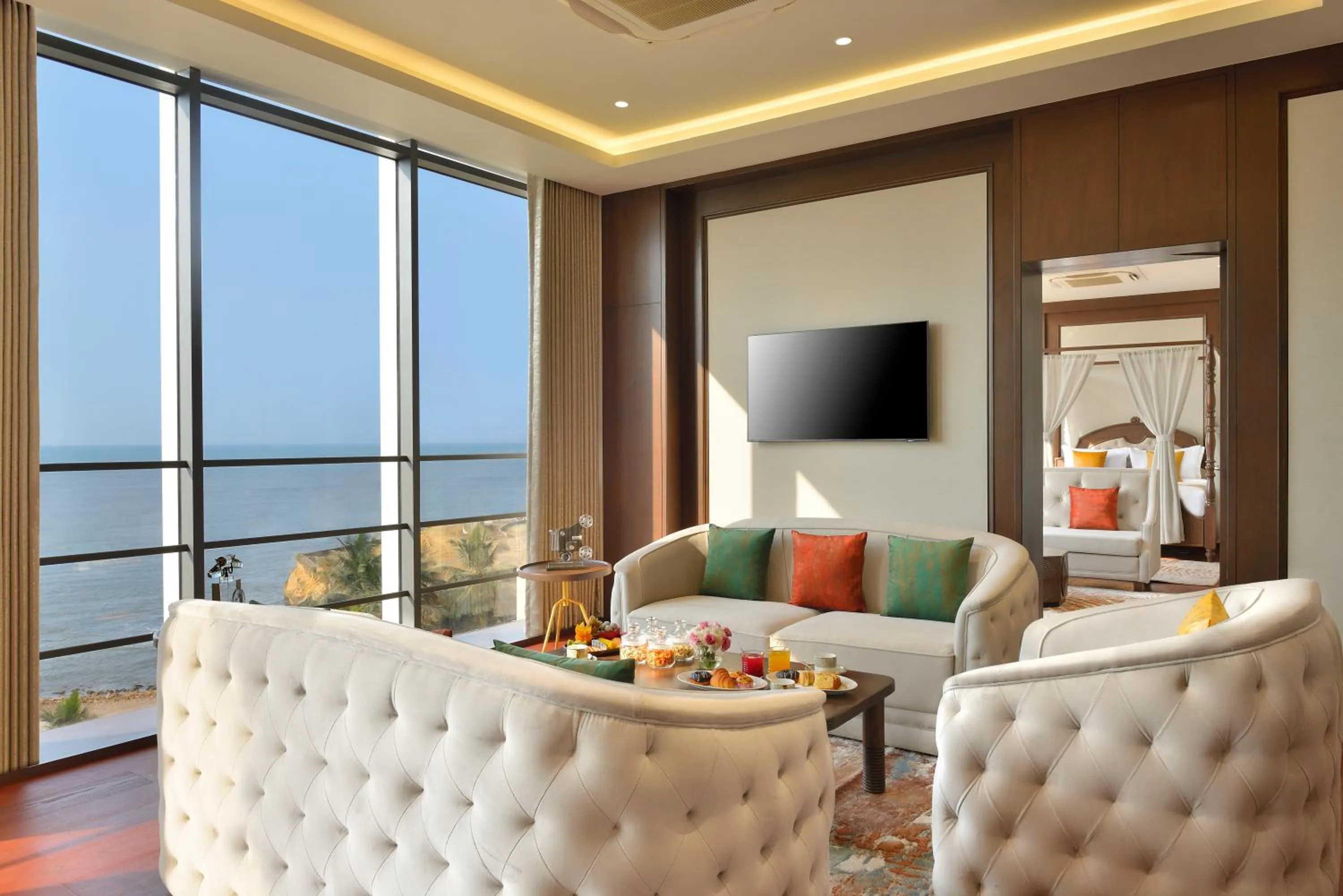 Communal lounge/ TV room in Gateway Diu