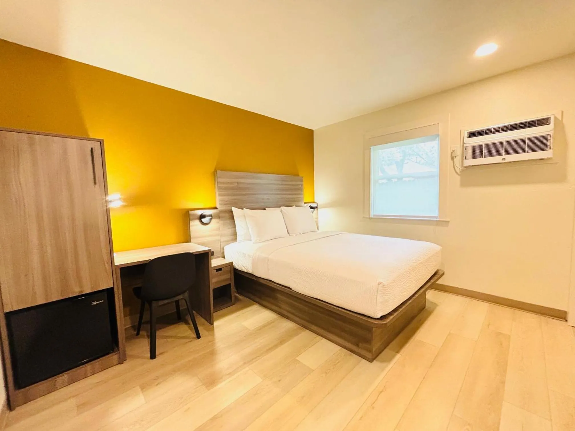 Bed in The Depot Hotel