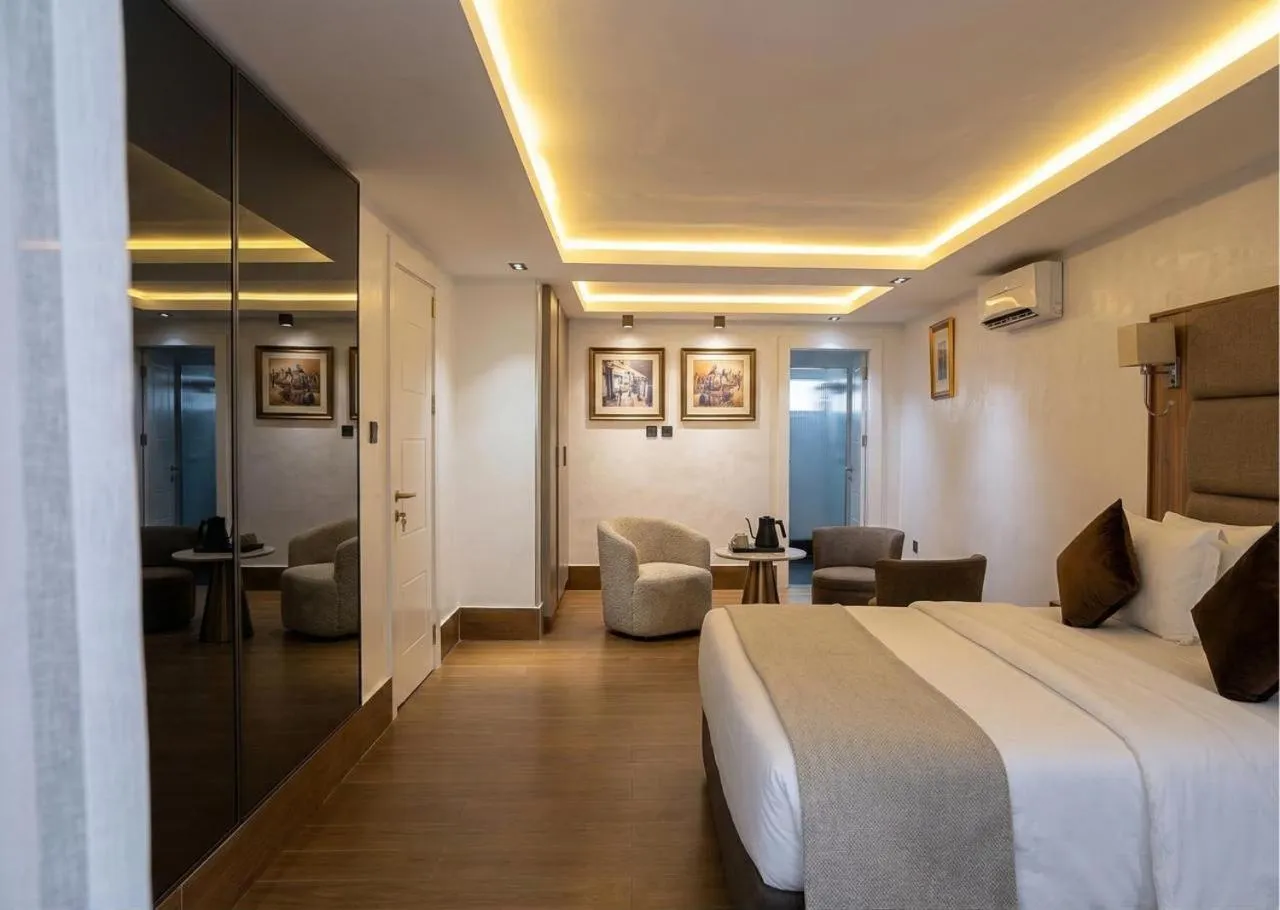 Bed in Bolton White Residence