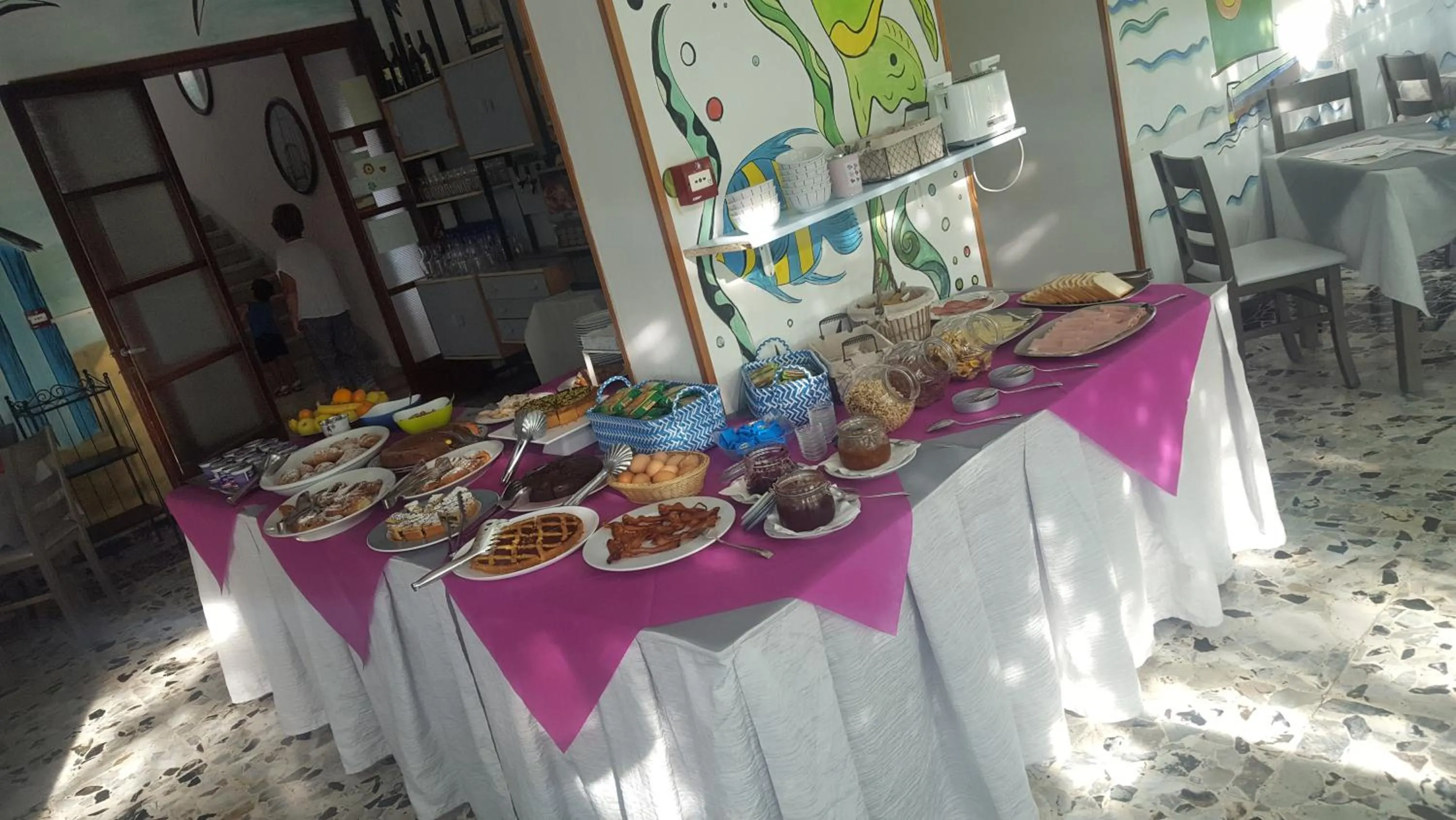 Food and drinks in Hotel Flora