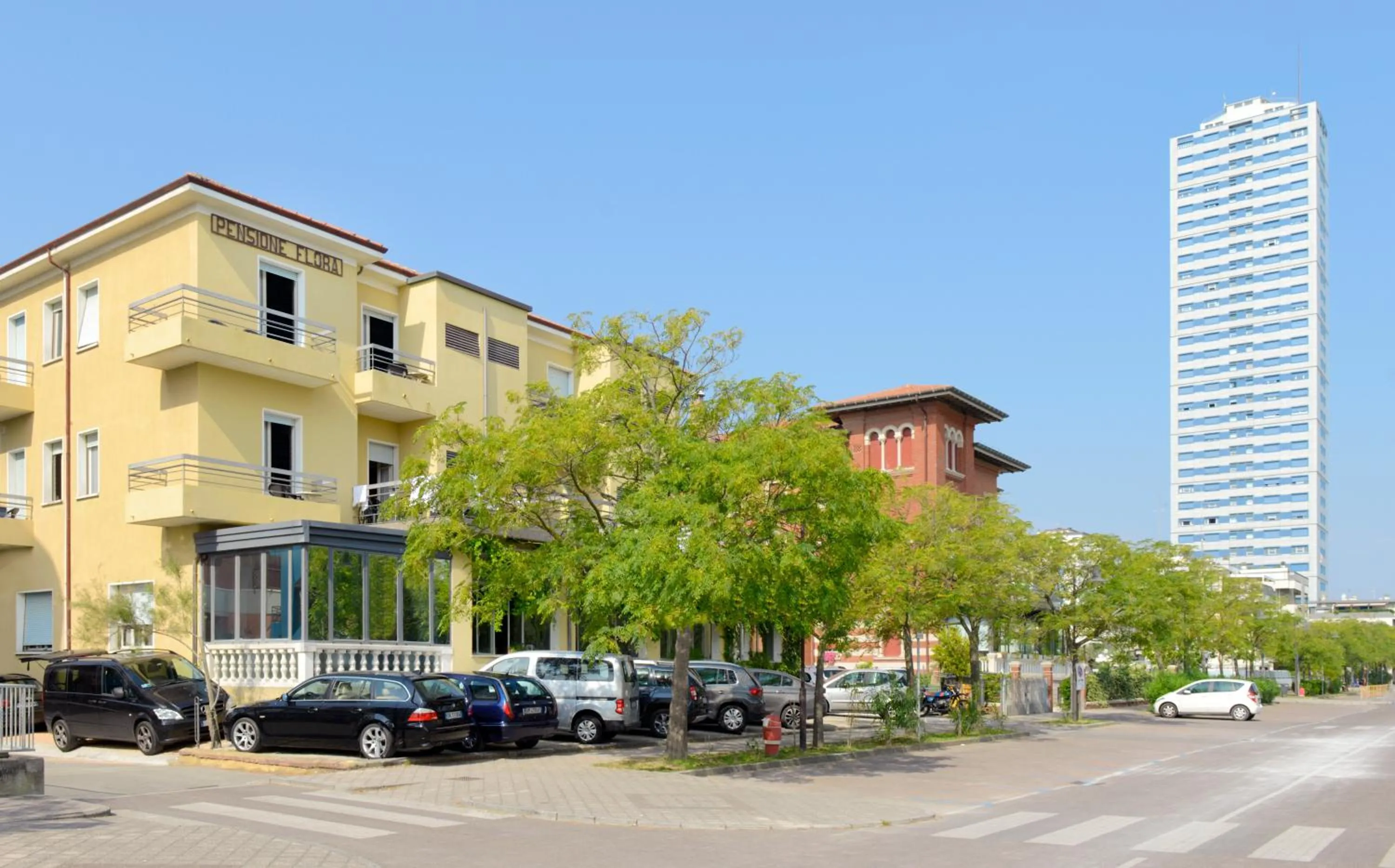 Property building in Hotel Flora