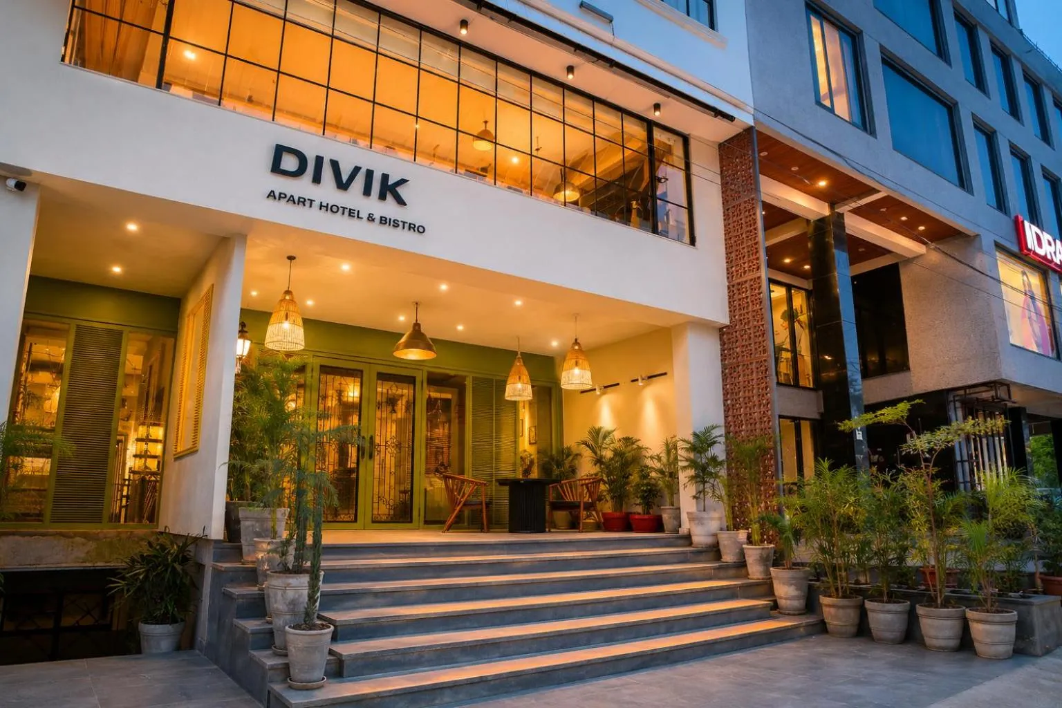 Divik Aparthotel ISBT Near Rani Kamlapati Habibganj