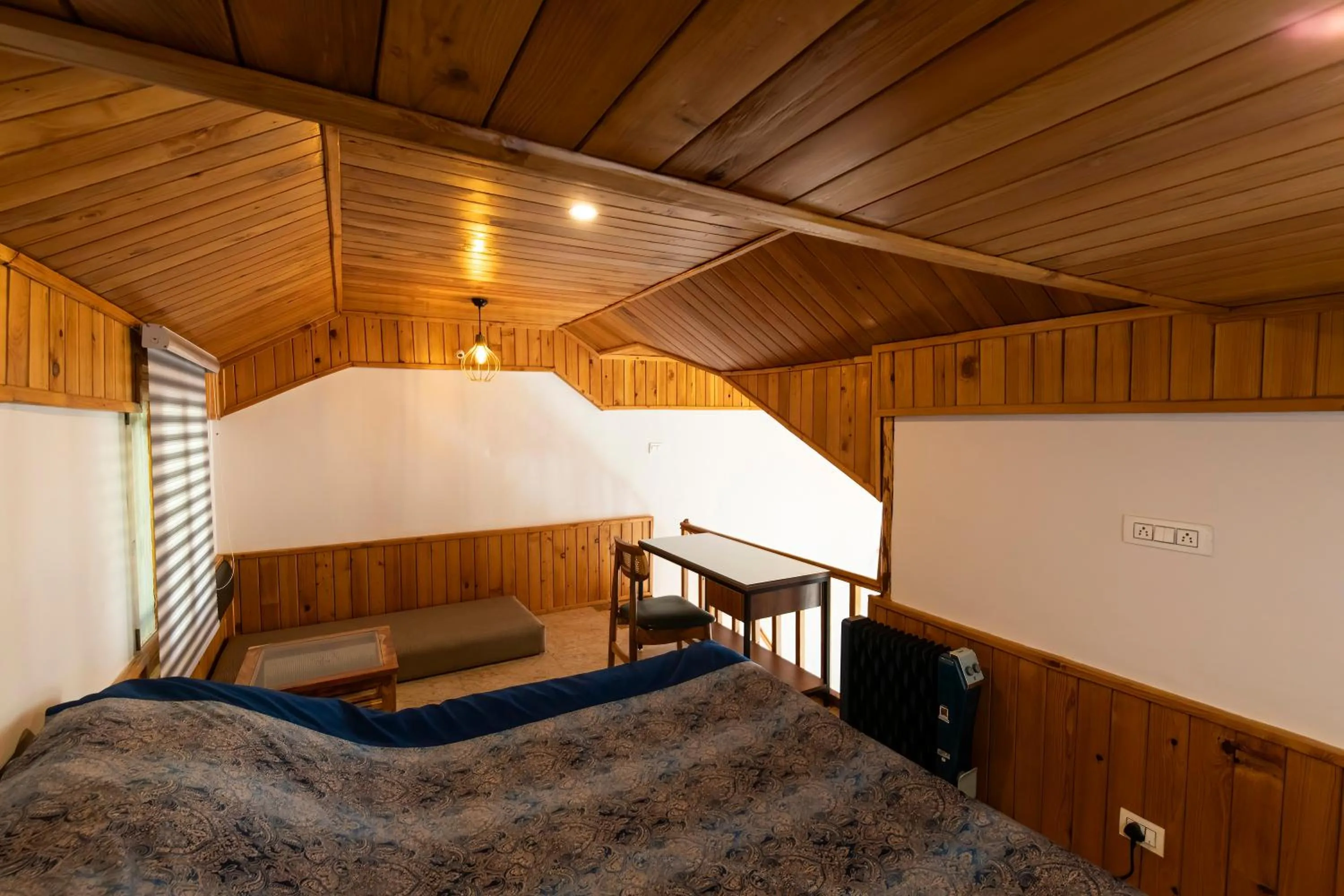 Bed in Eden Stay & Cafe