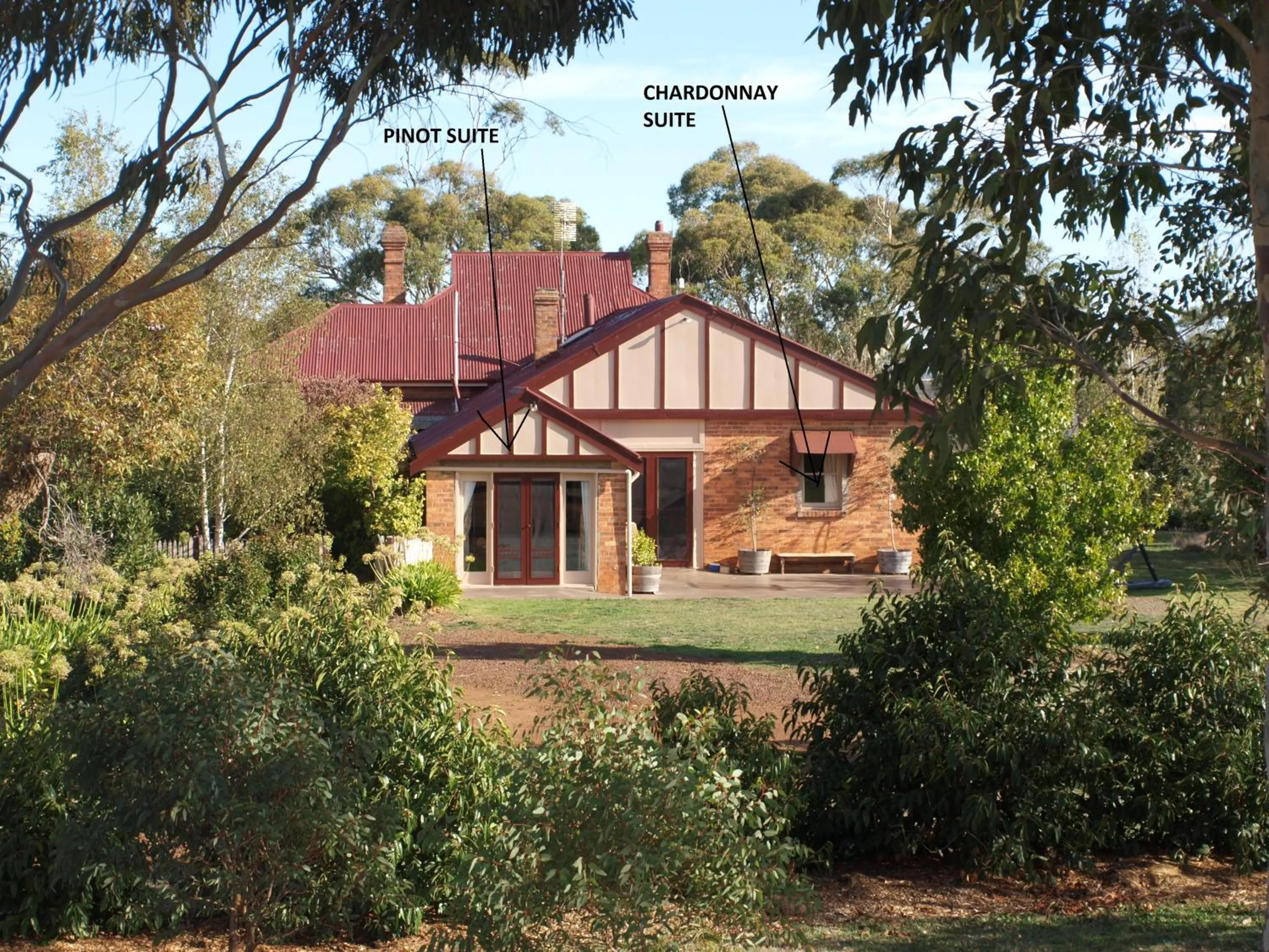 Facade/entrance in Pierrepoint Accommodation