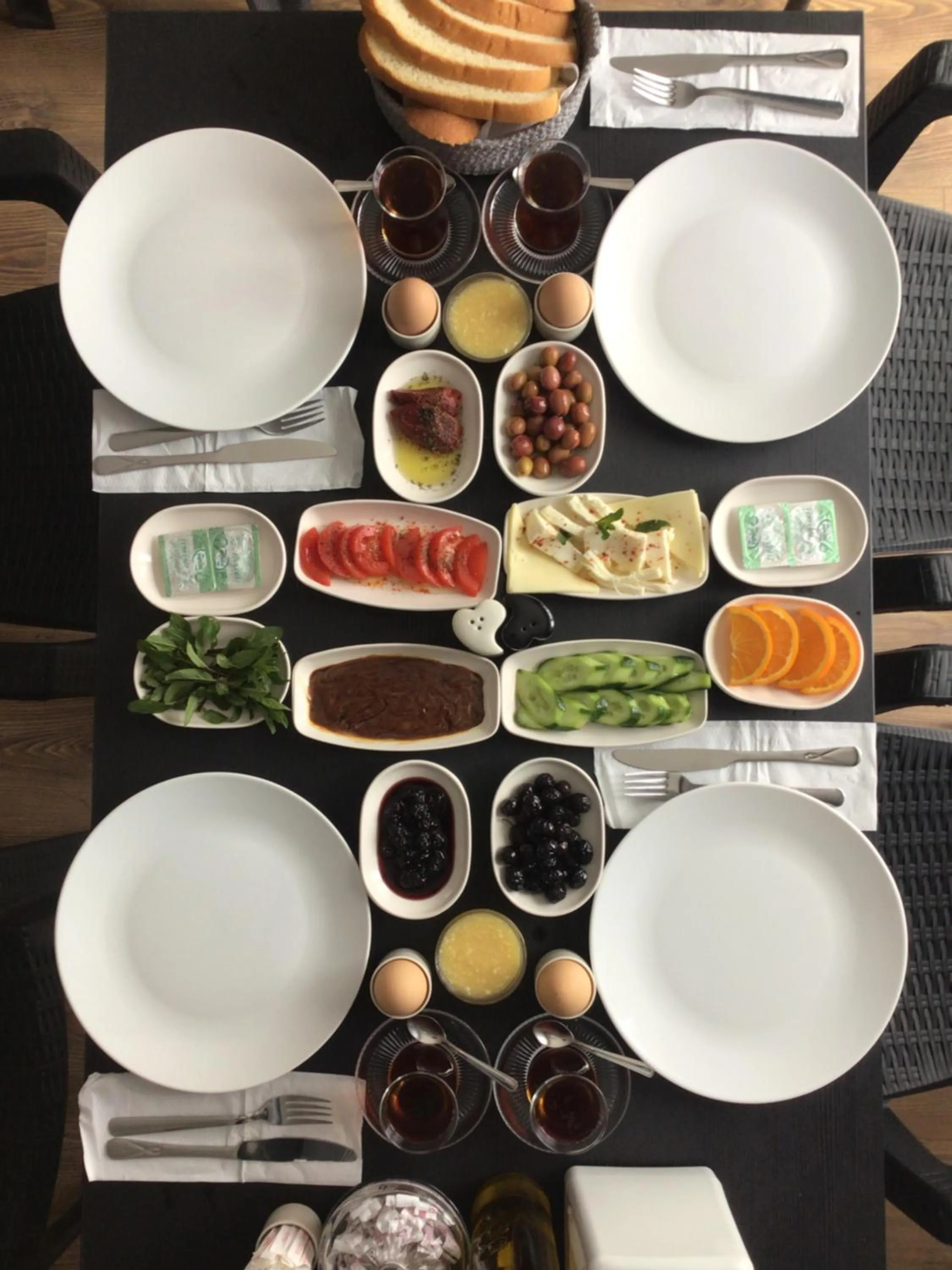 Food in ROSe OTEL