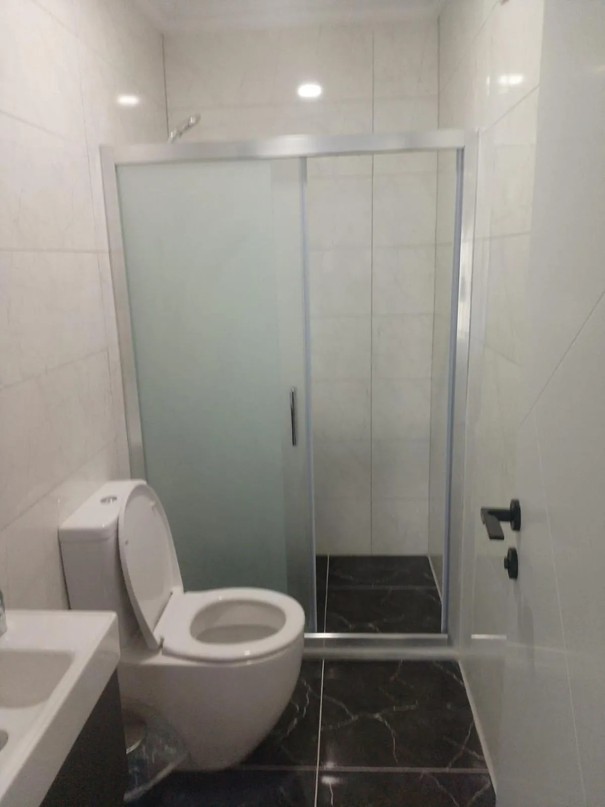 Shower in ROSe OTEL