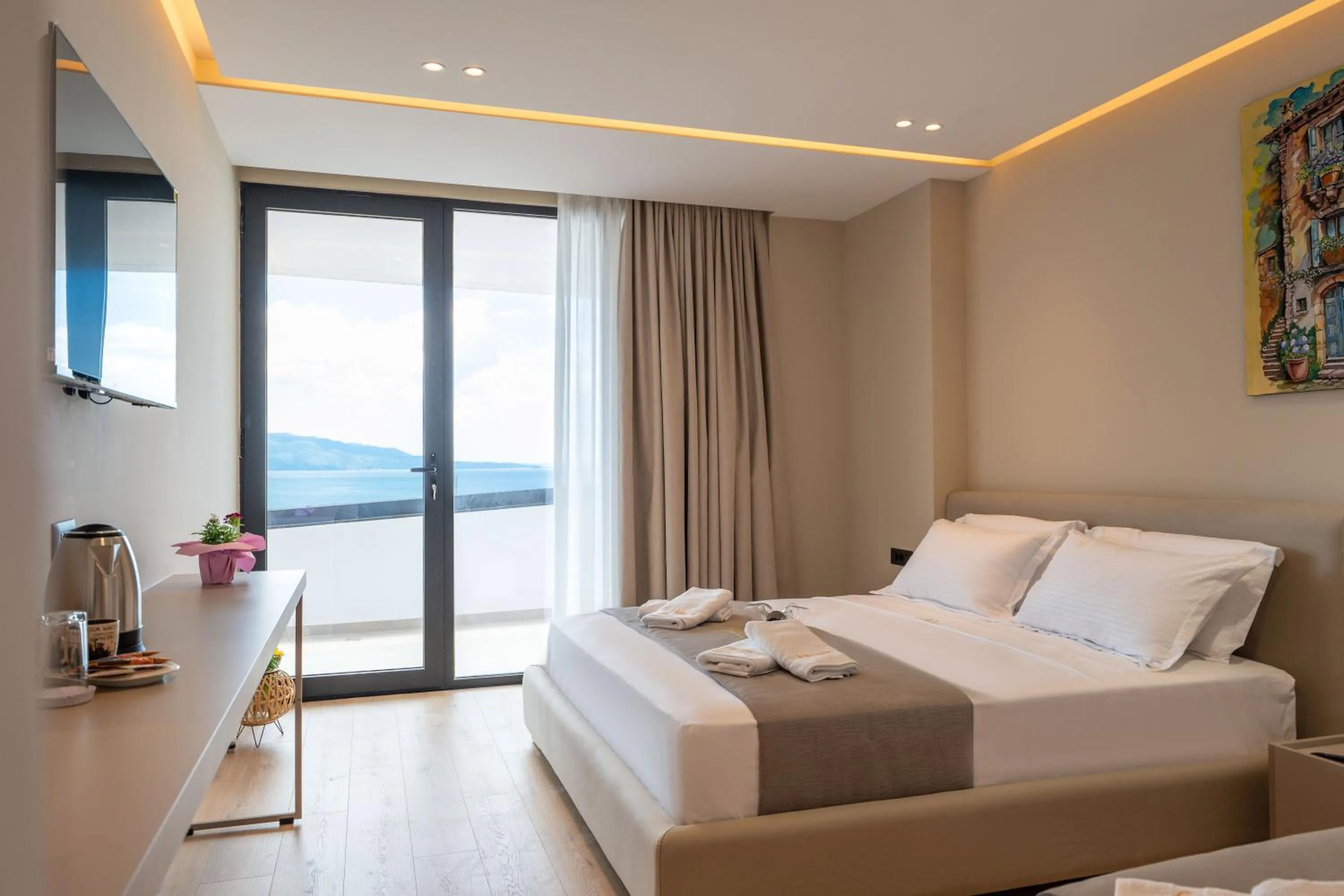 Bed in Jako Premium Hotel