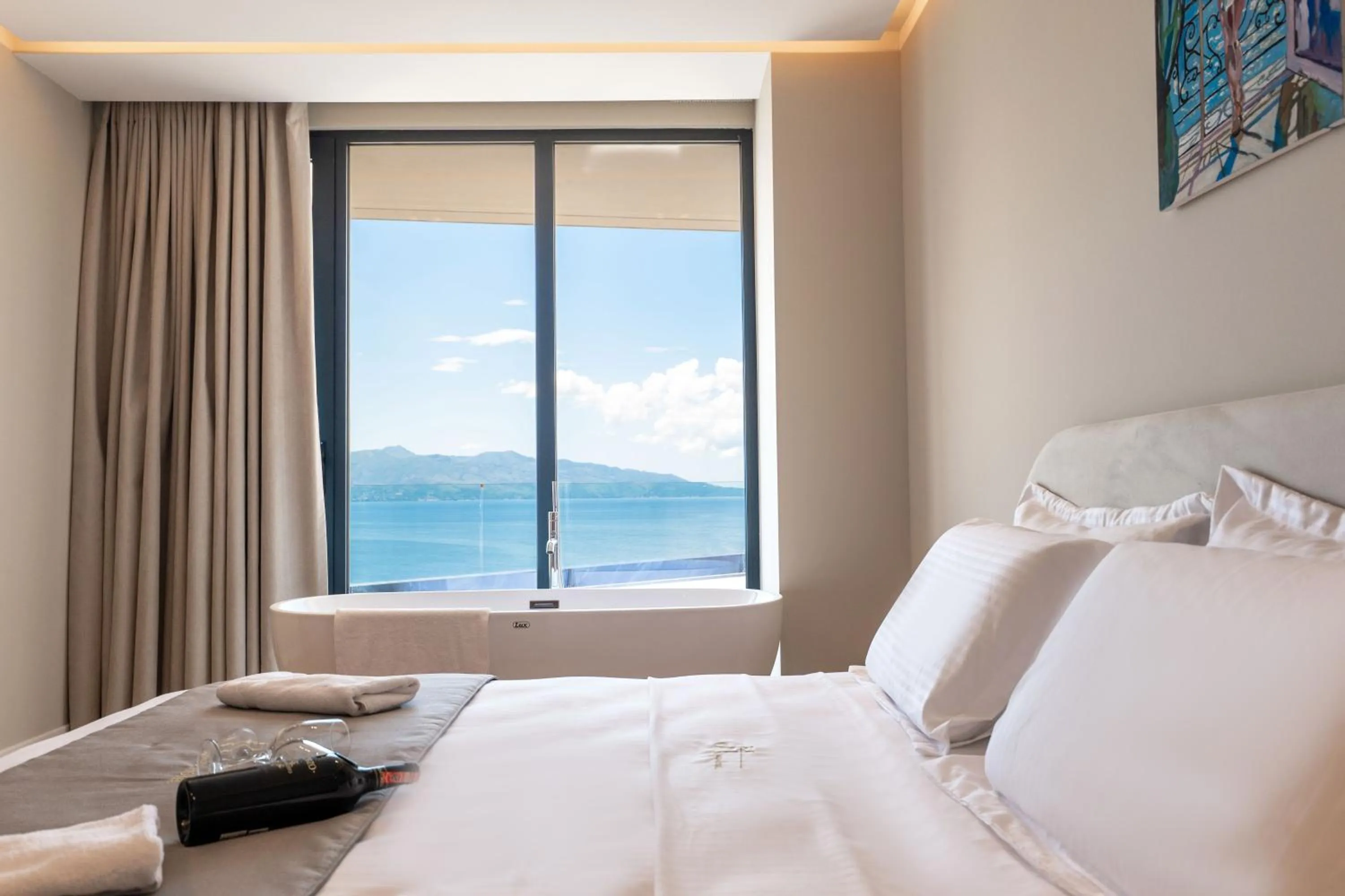 Bed in Jako Premium Hotel