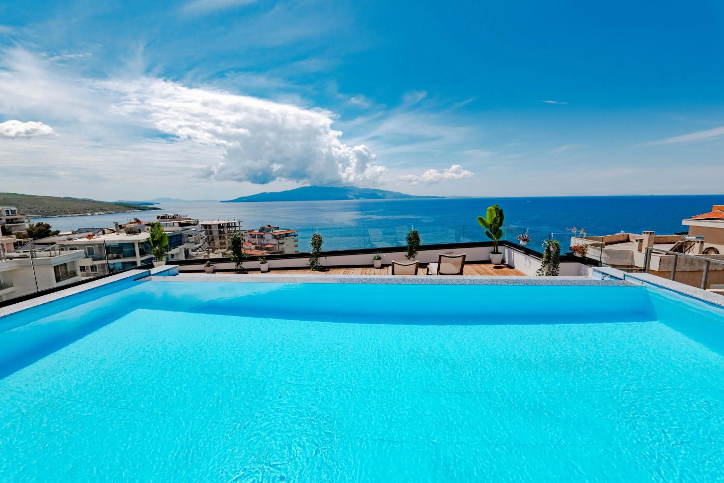 Pool view in Jako Premium Hotel