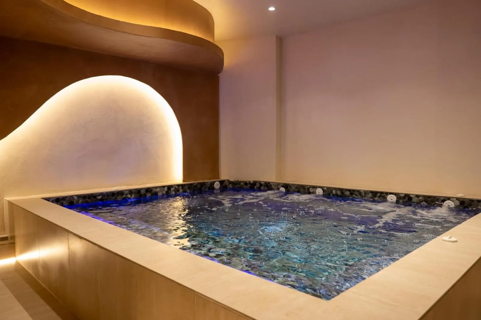 Sauna in Jako Premium Hotel