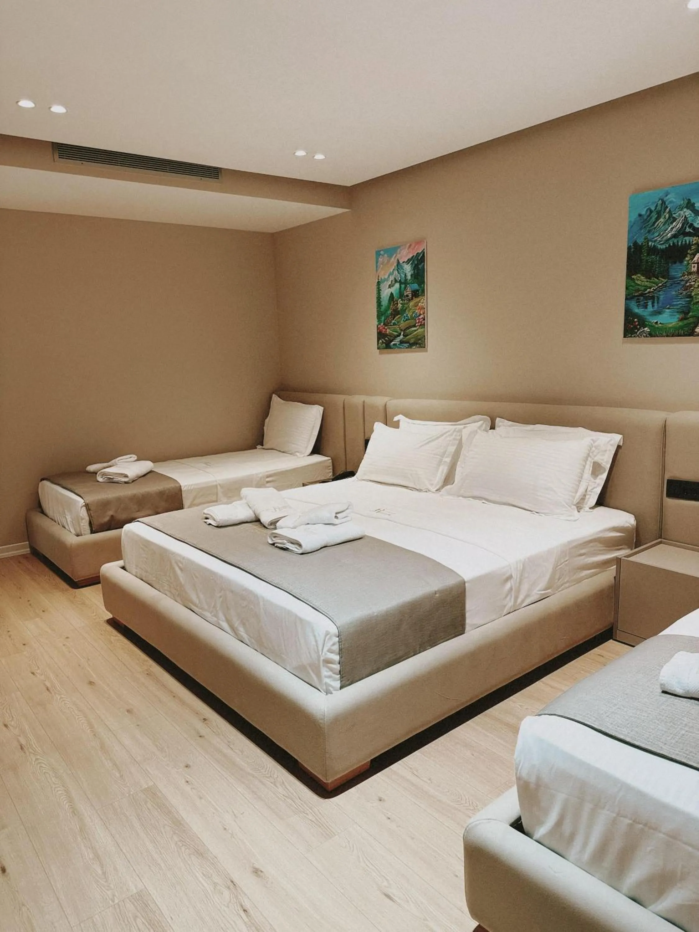 Bedroom, Bed in Jako Premium Hotel