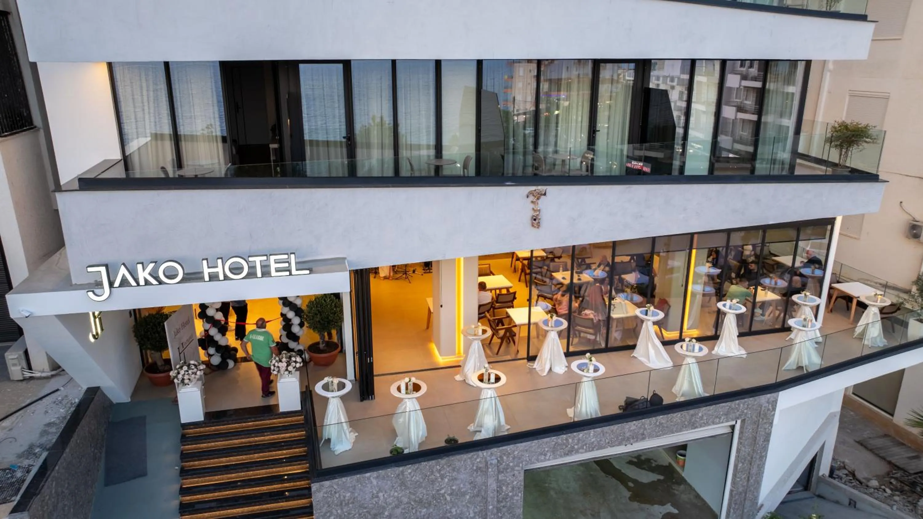 Property building in Jako Premium Hotel