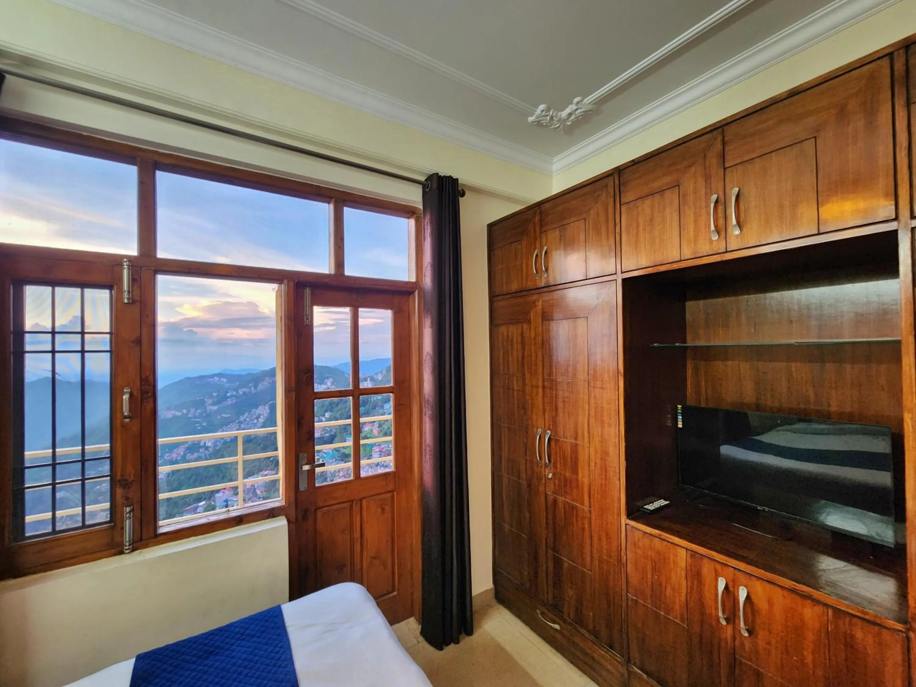 Florence B&B Near Mall Road - Amazing Valley View