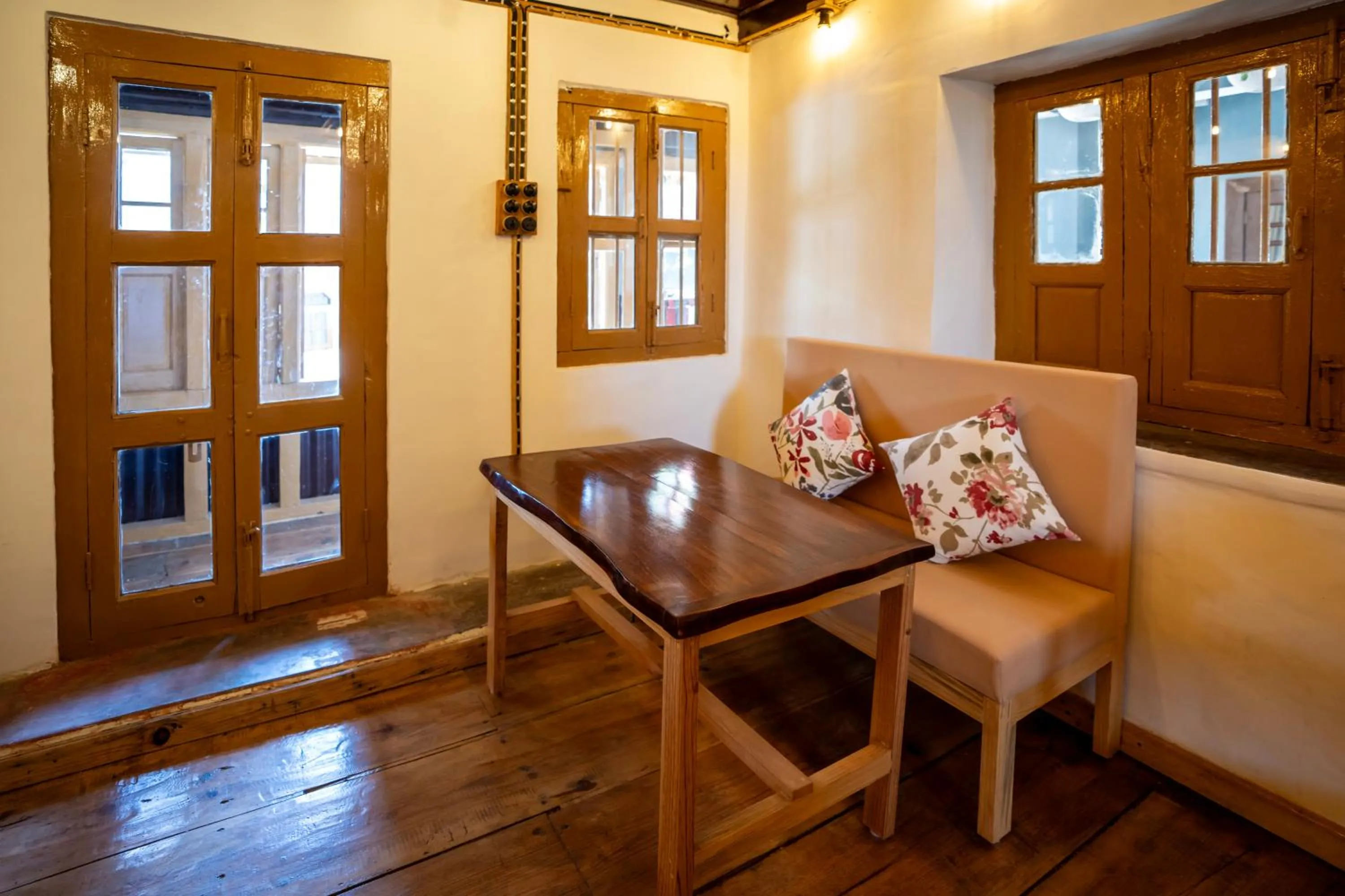 Restaurant/places to eat in Happy Himalayan Homes