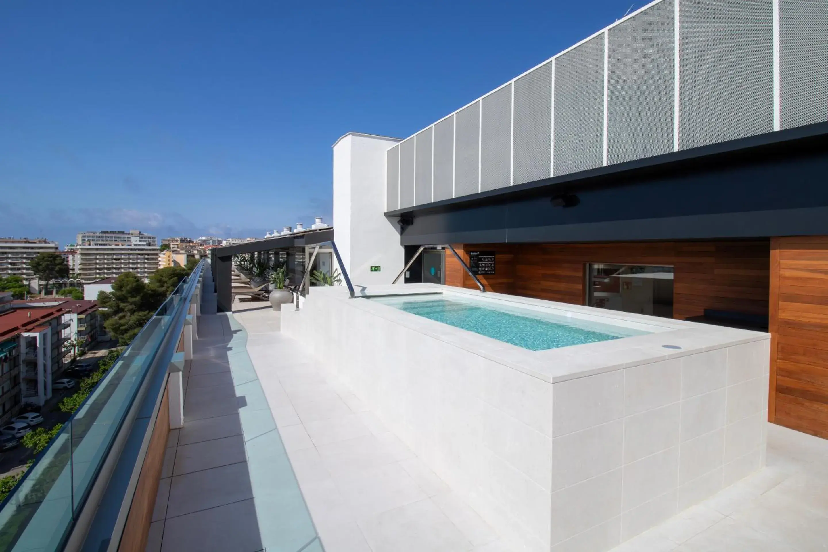 Swimming pool in Golden Port Salou & Spa Swimming pool in Golden Port Salou & Spa