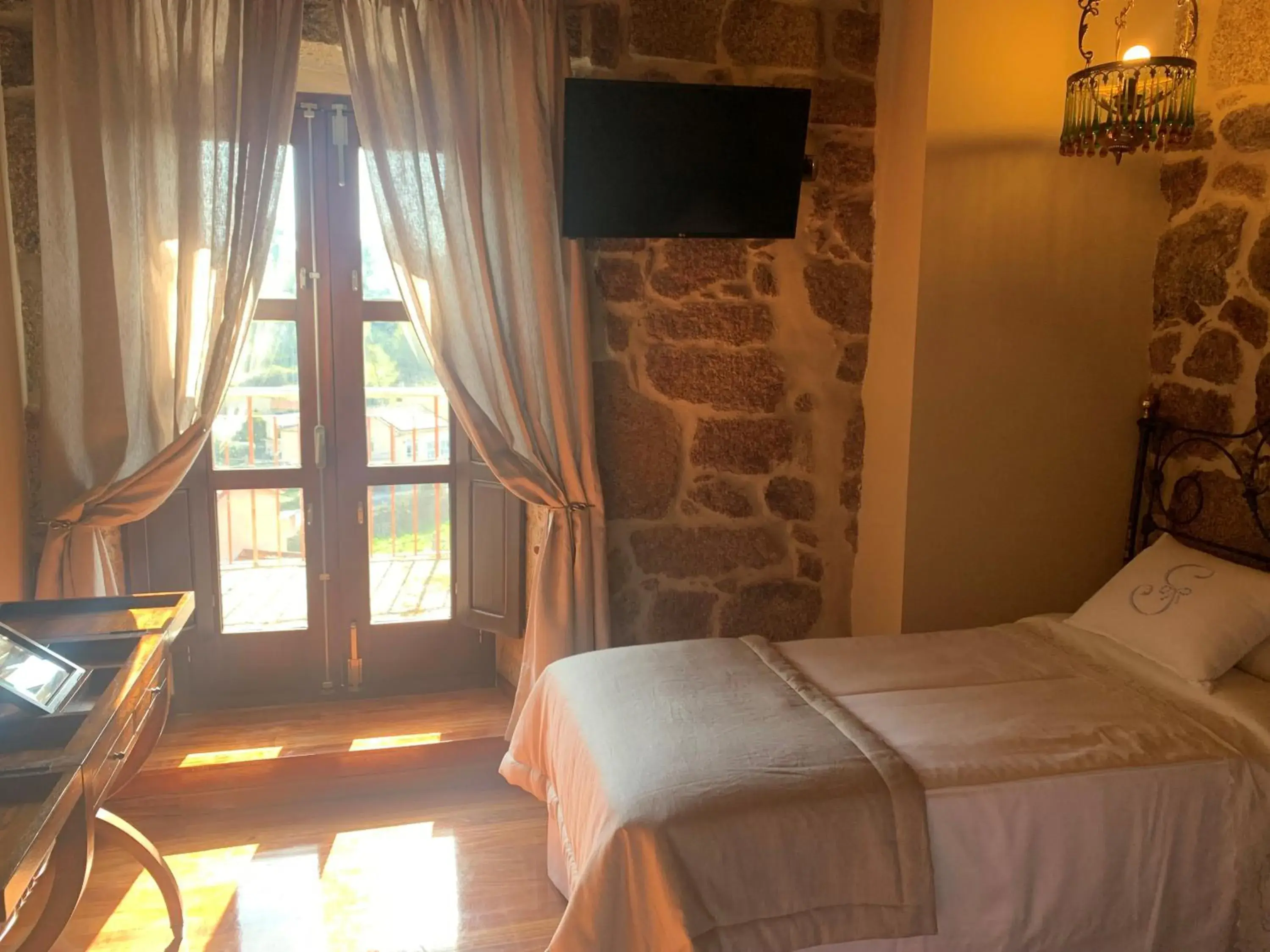 Double Room with Terrace - single occupancy in Hotel Rústico San Jaime Double Room with Terrace - single occupancy in Hotel Rústico San Jaime