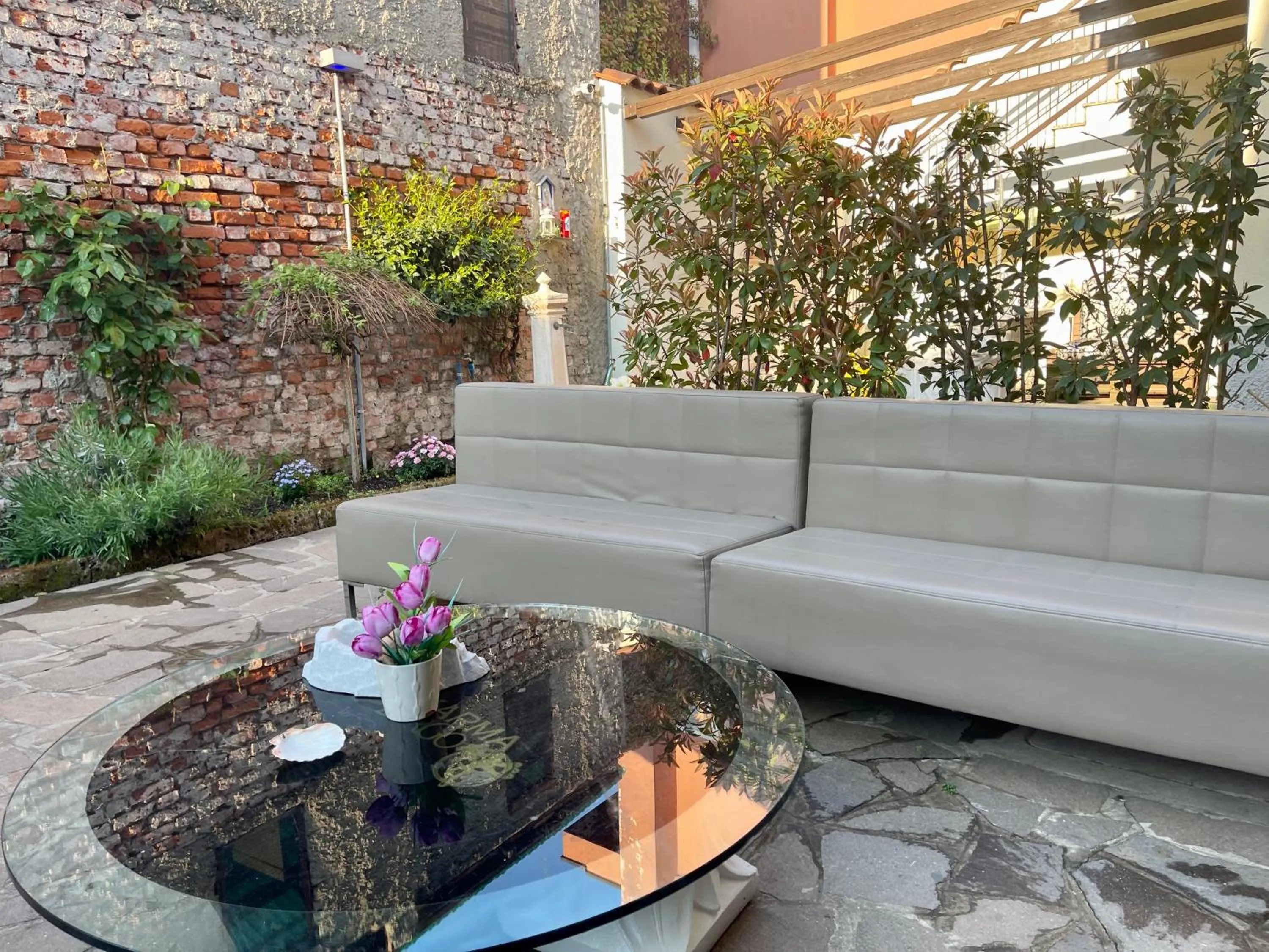 B&B Corte sul Naviglio CIN I T 0 1 5 0 7 0 C 1 3 X U I L Q C V