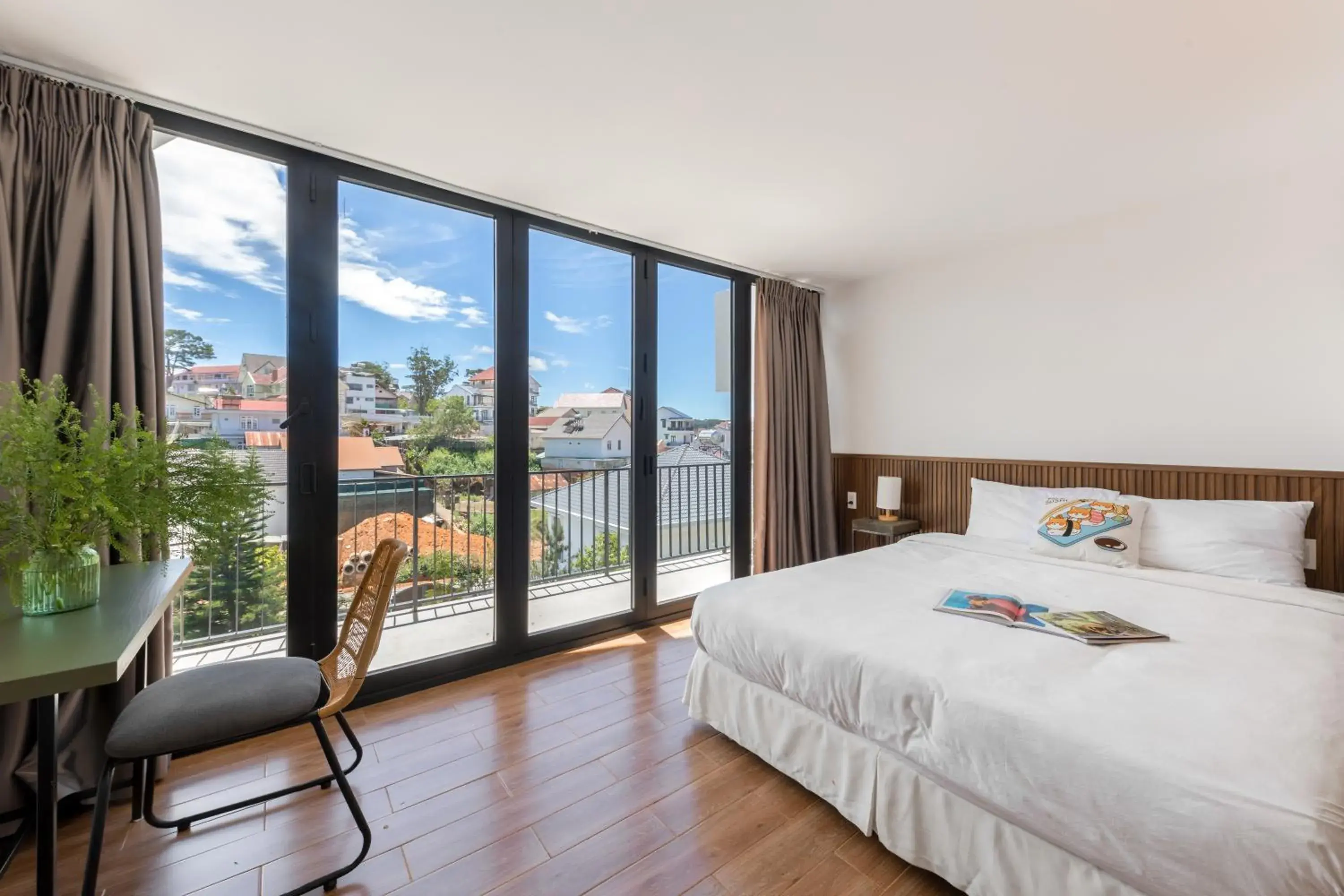 Family Room with Balcony in D'Mai Xanh Boutique Hotel Da Lat Family Room with Balcony in D'Mai Xanh Boutique Hotel Da Lat