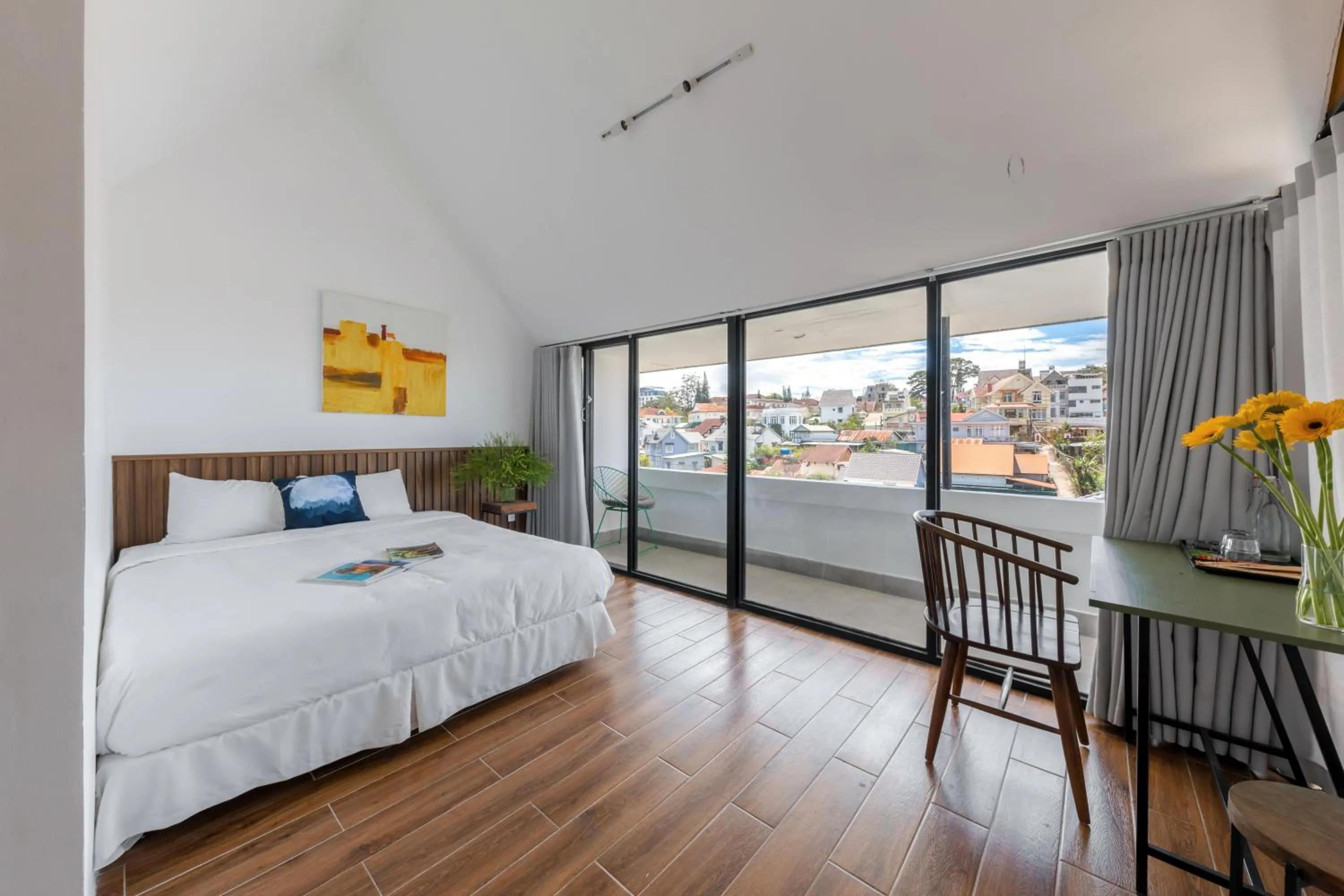 View (from property/room), Bed in D'Mai Xanh Boutique Hotel Da Lat