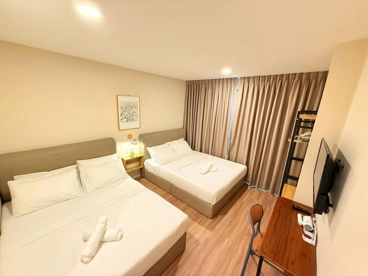 Bed in TwinTree Kelawai