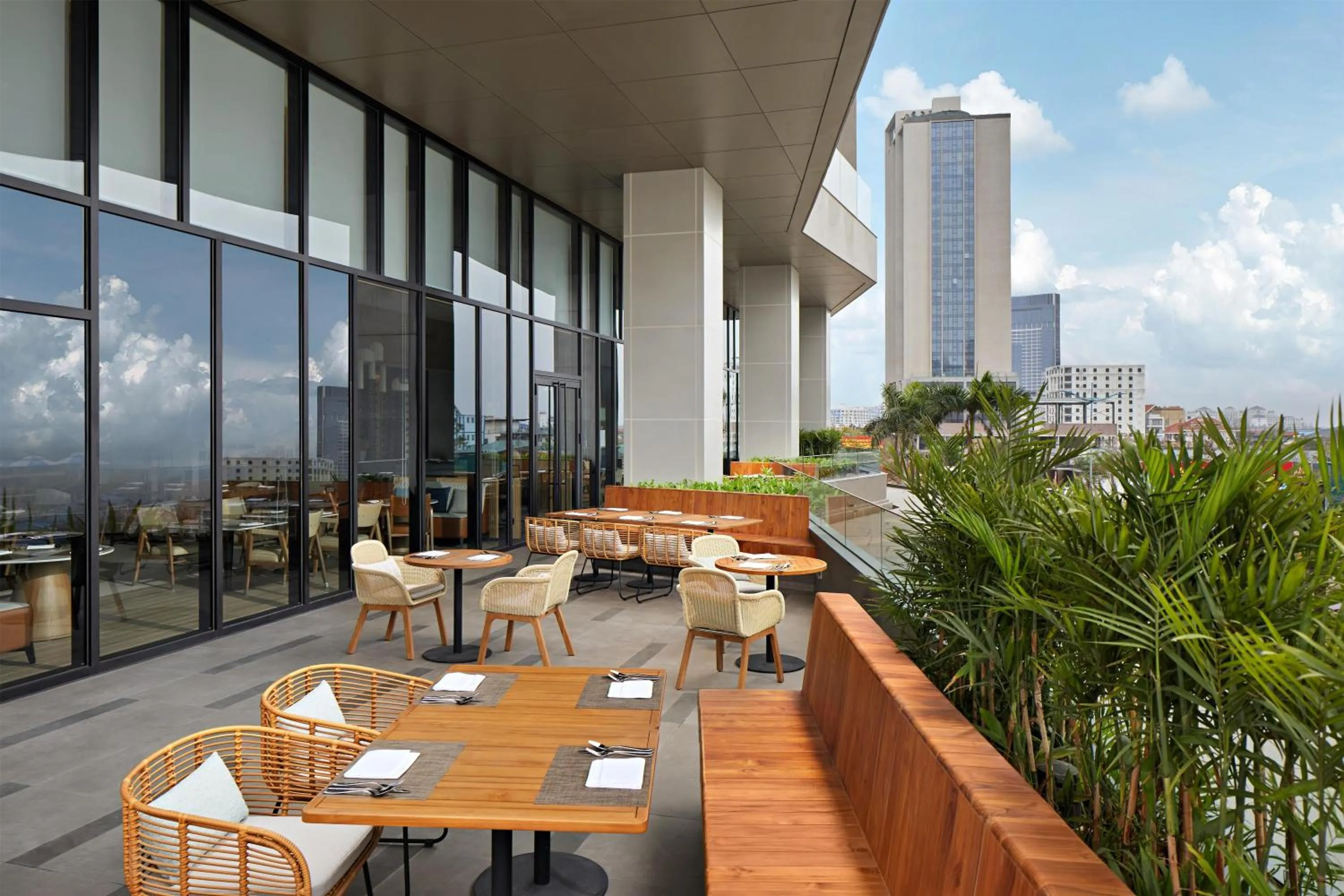 Restaurant/places to eat in Hyatt Place Ha Long Bay, Bai Chay