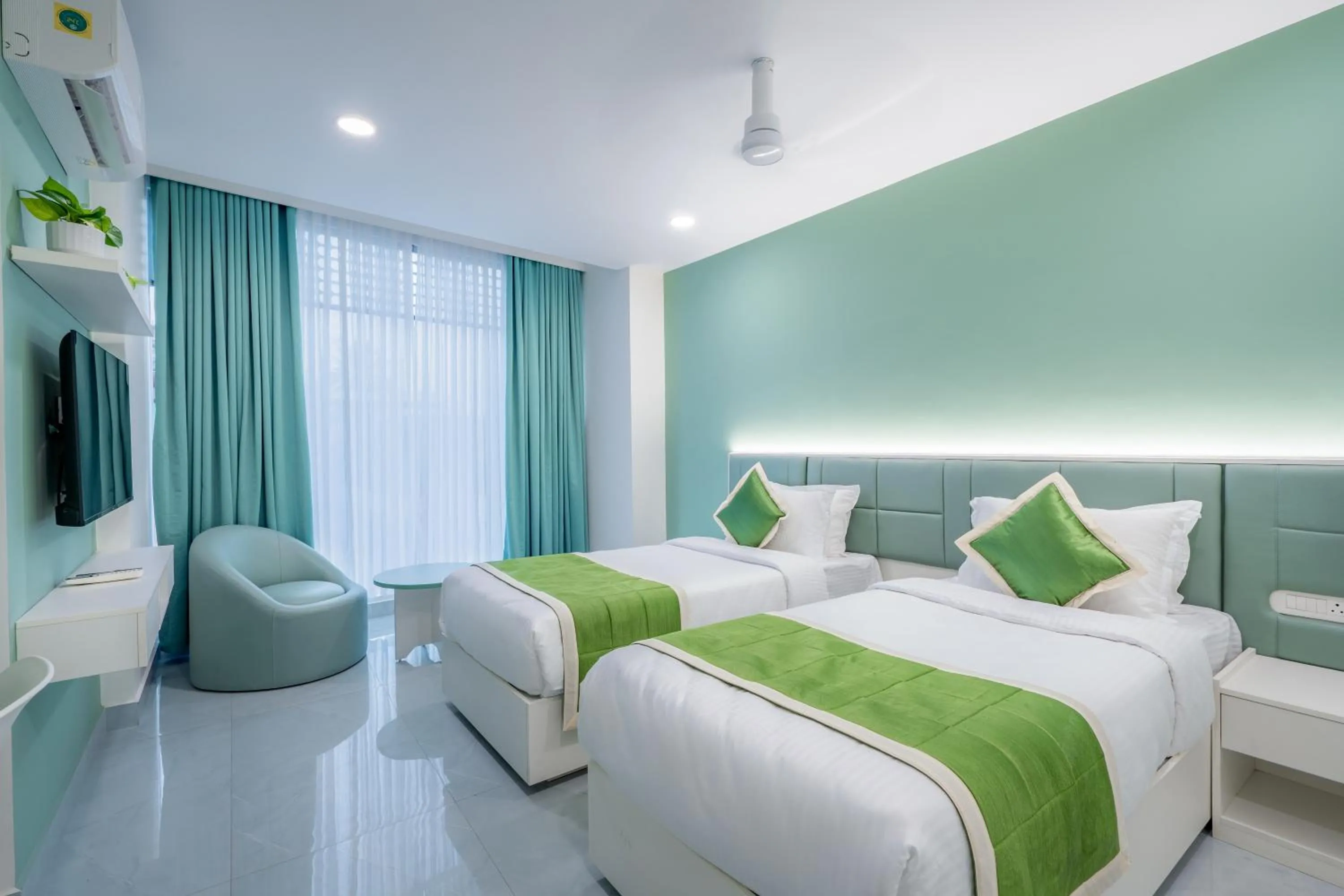Superior Twin Room in Grace Suites