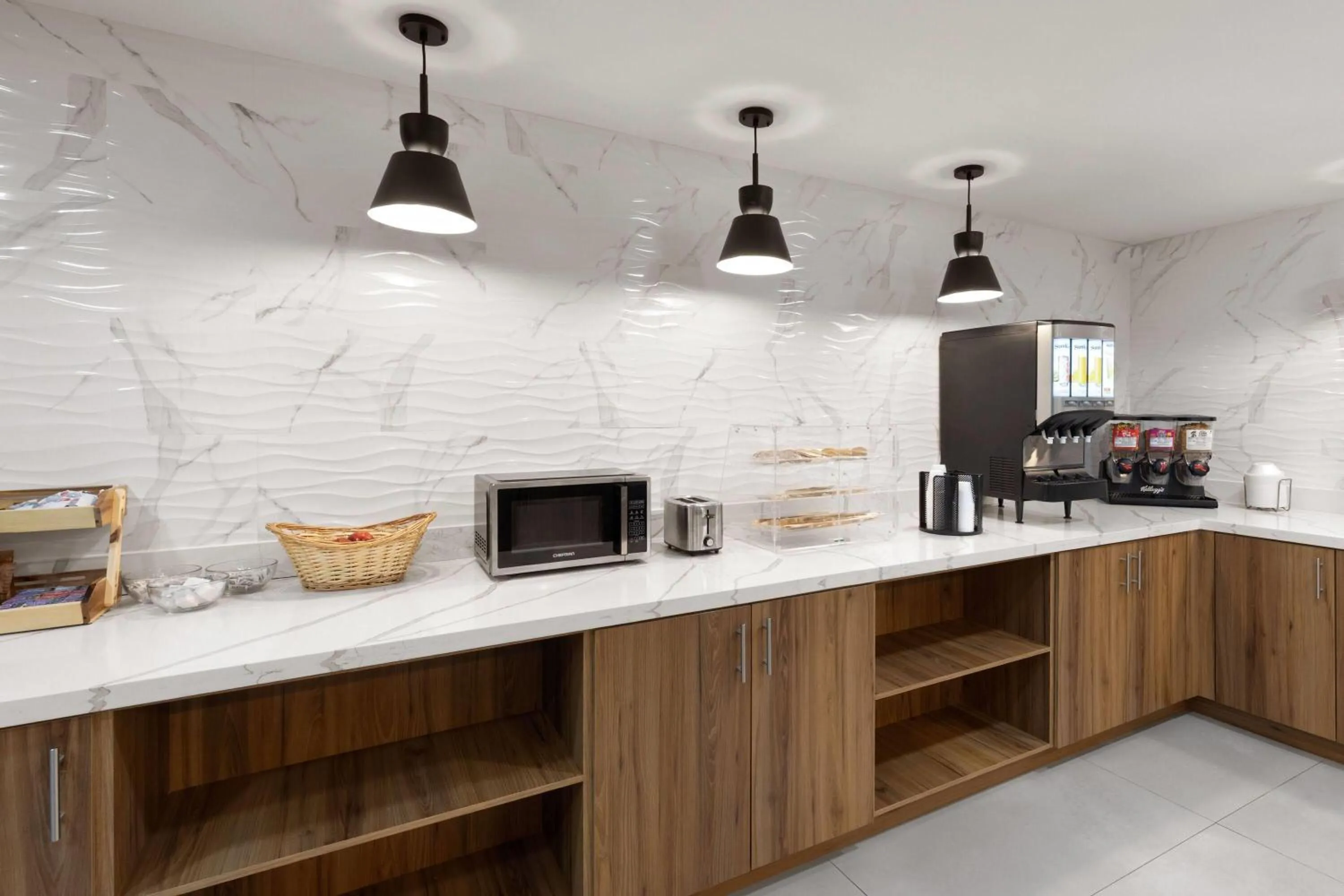 Breakfast in Hawthorn Extended Stay by Wyndham Springdale