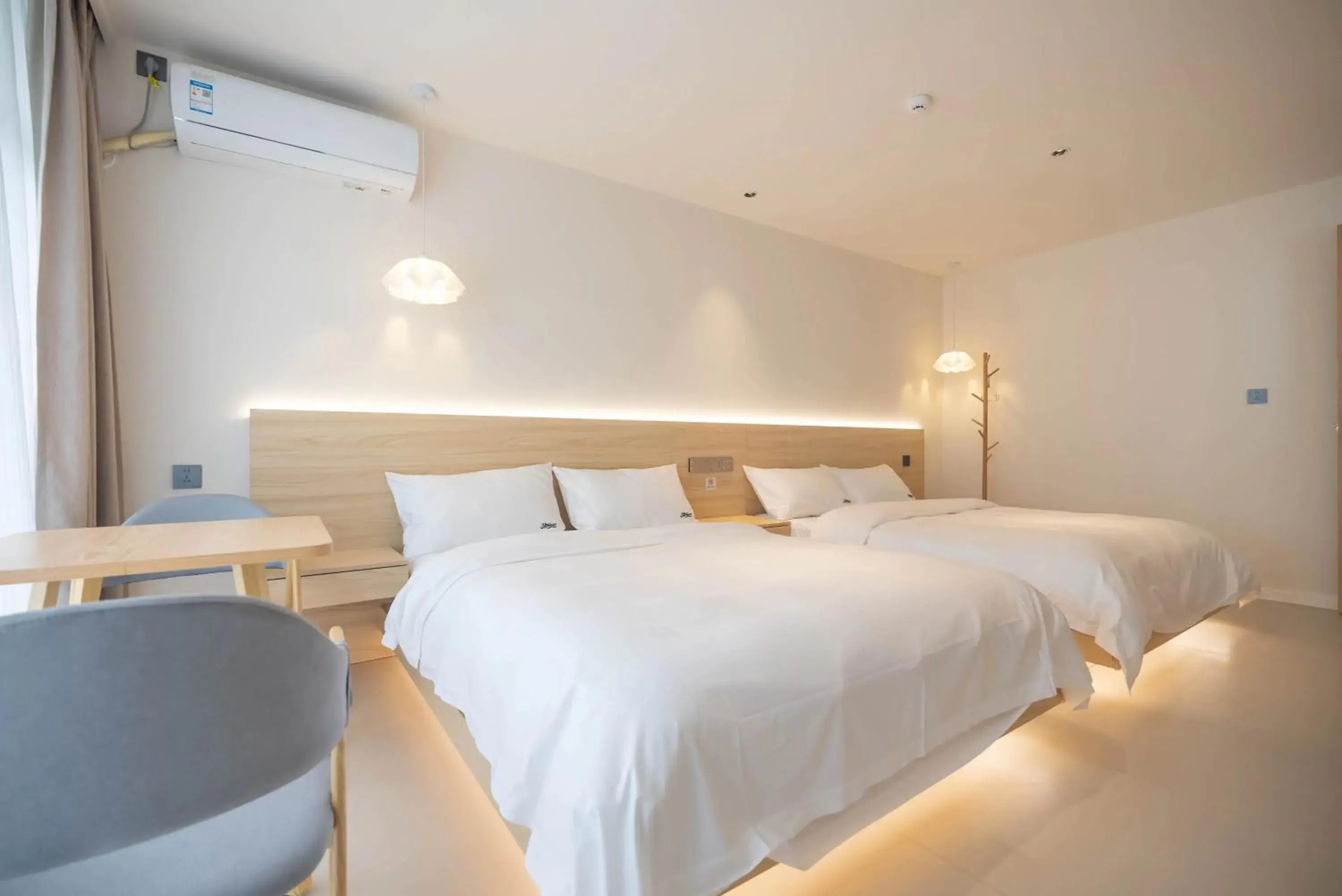 Deluxe Twin Room in Dali Qiyu Half Hill Seaview Villa - Erhai Branch Deluxe Twin Room in Dali Qiyu Half Hill Seaview Villa - Erhai Branch
