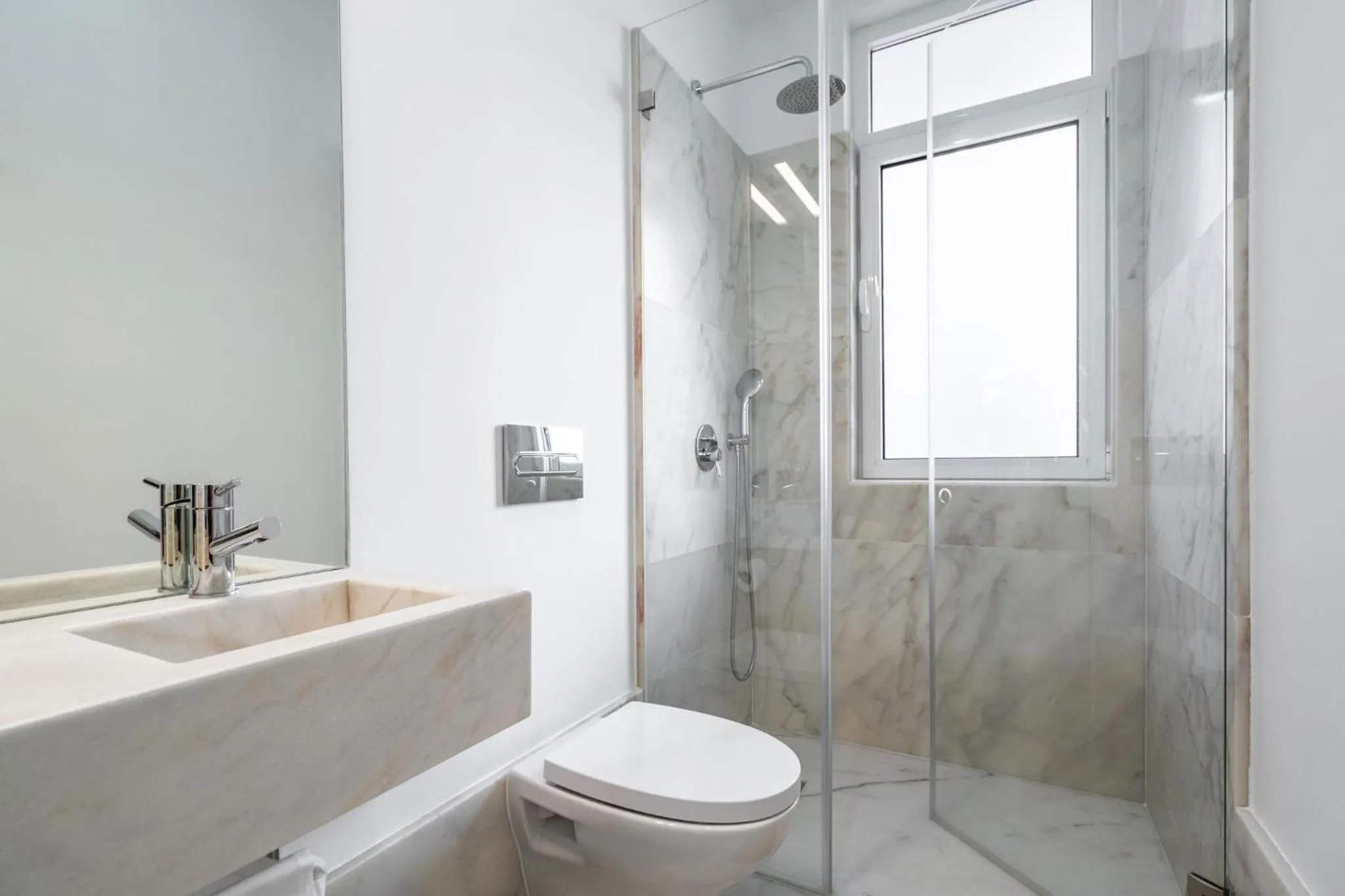Shower in Akicity Anjos Star