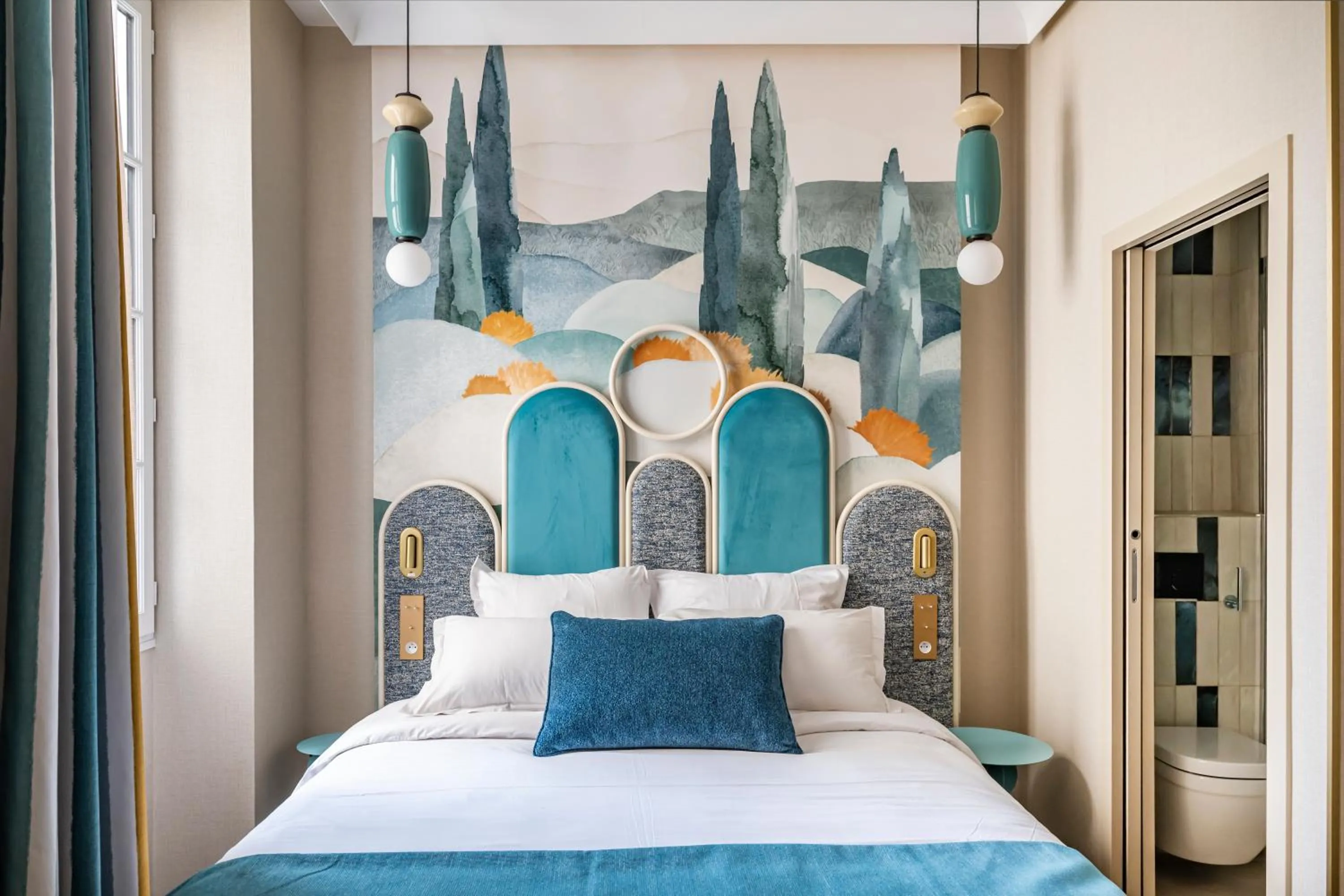 Double Room in Hôtel Amoi Vieux Port - Marseille