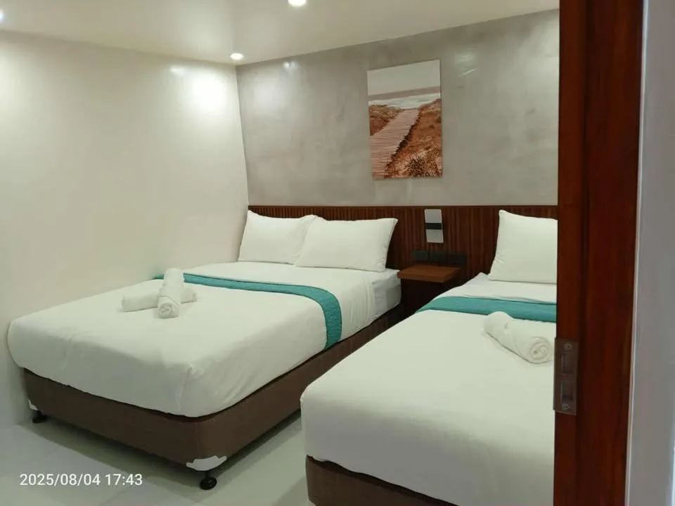 Coastal Breeze Hotel
