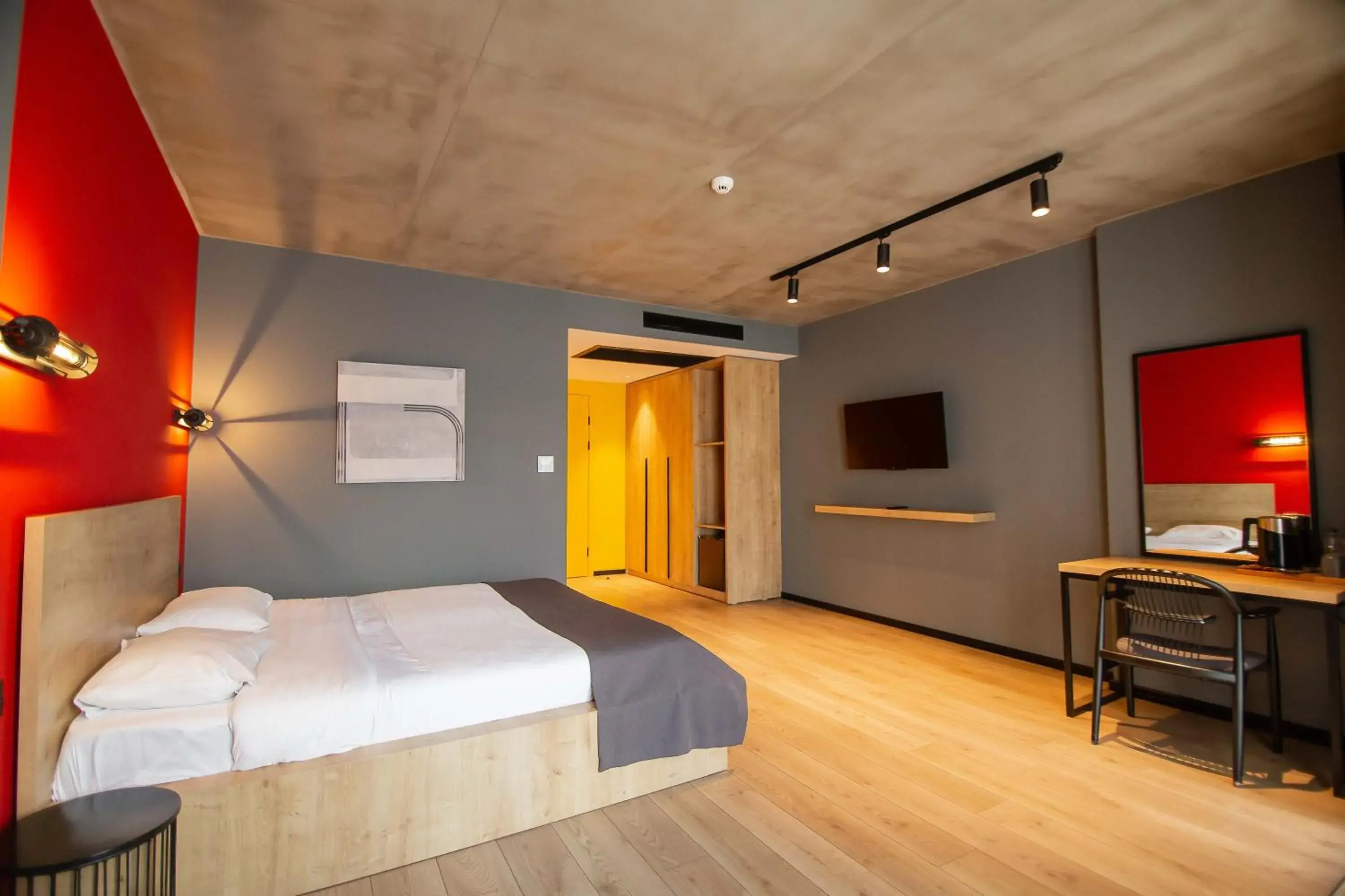 Superior Double Room in Hotel CH51 Superior Double Room in Hotel CH51