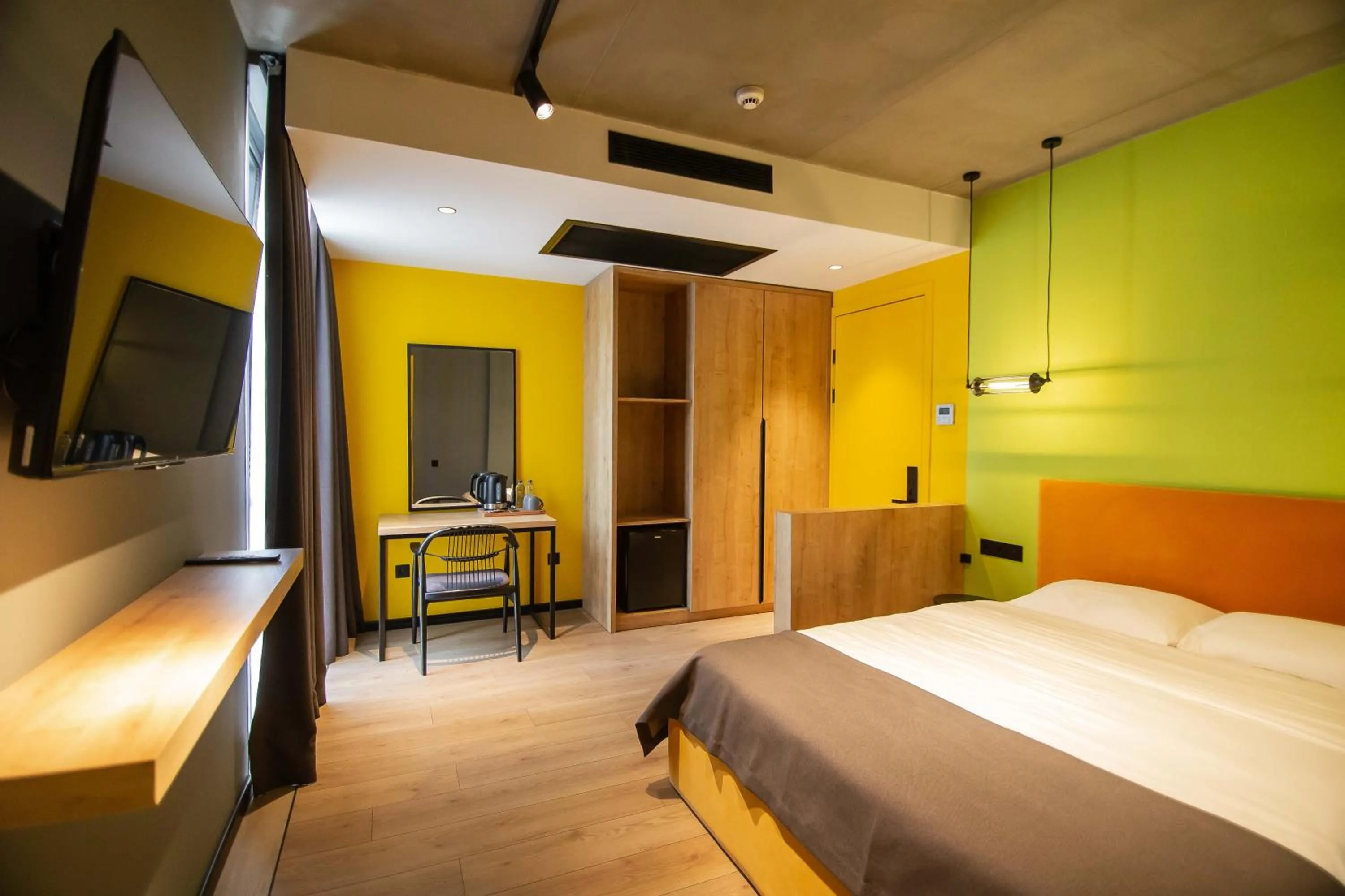 Bedroom, Bed in Hotel CH51