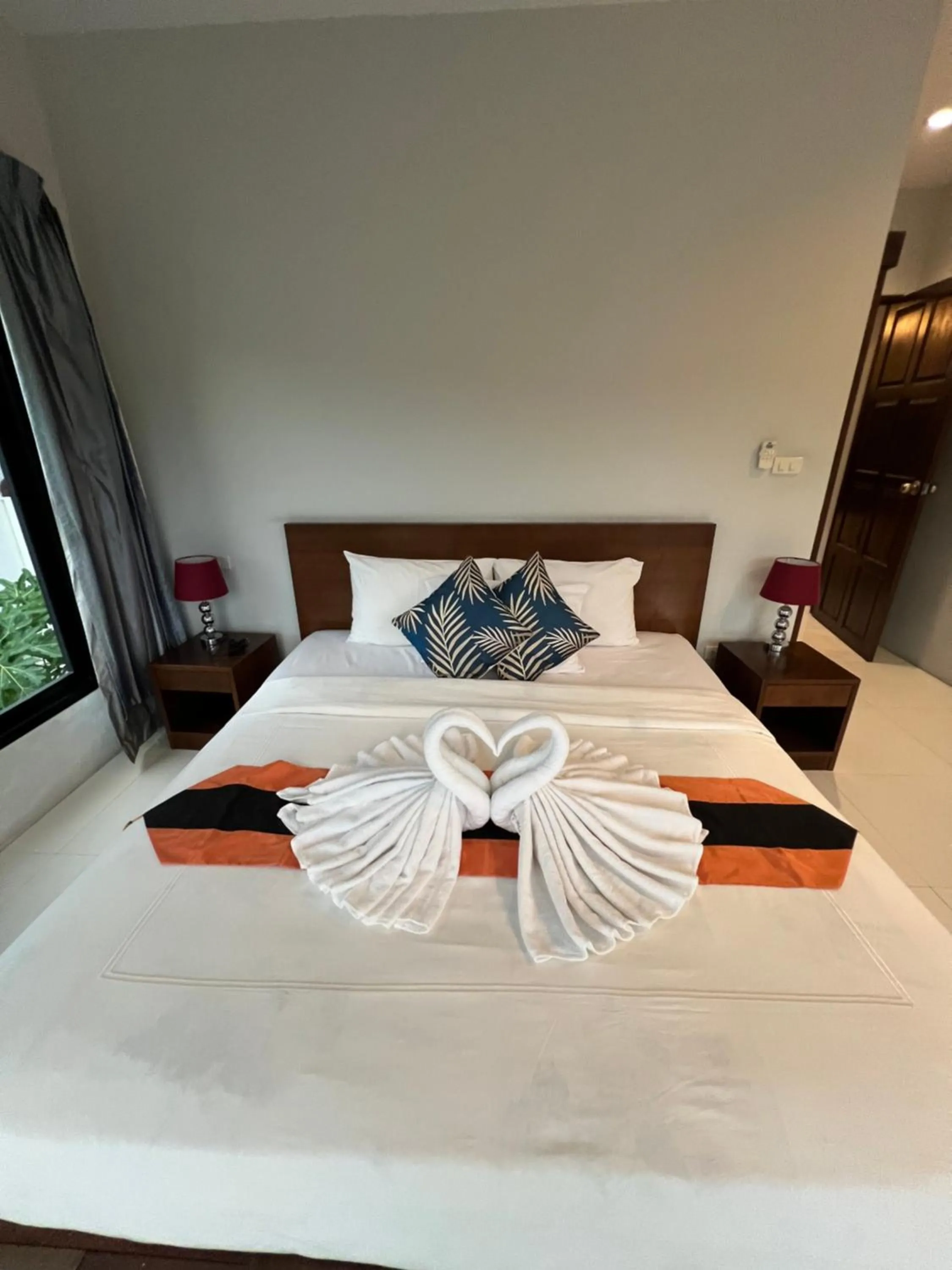 Photo of the whole room, Bed in Nern khao Guesthouse