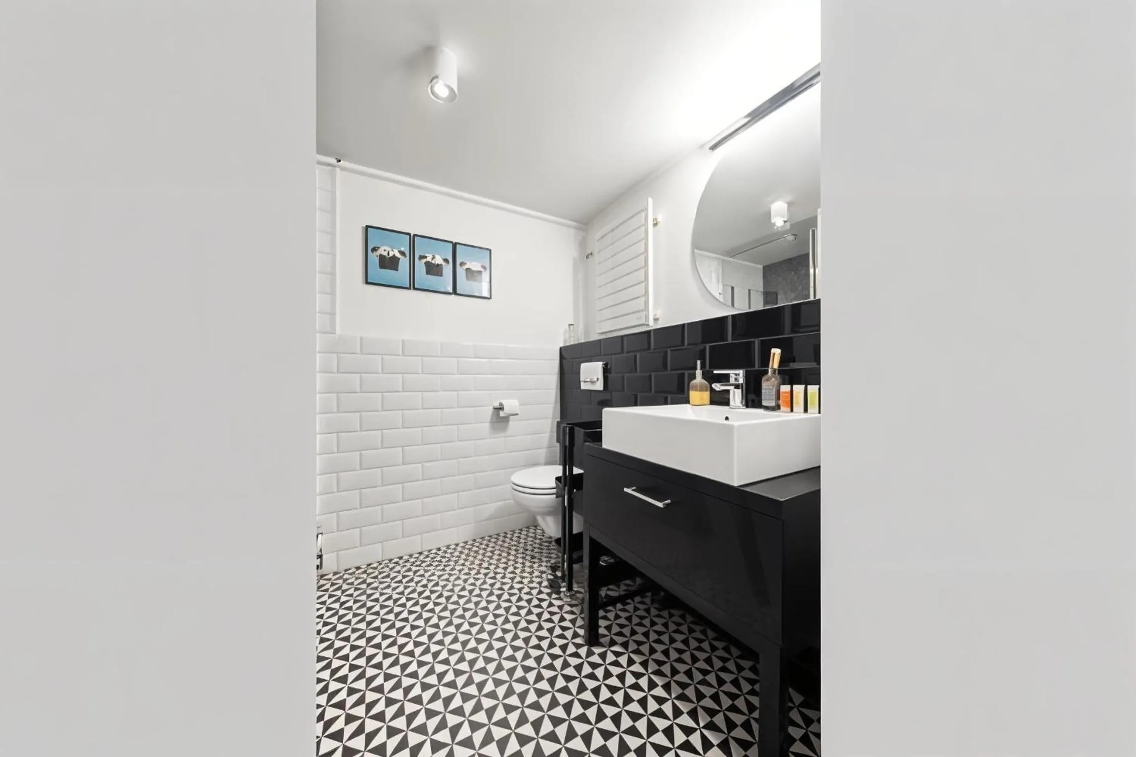 Bathroom in Cracow Fancy Brick #2 - Old Town