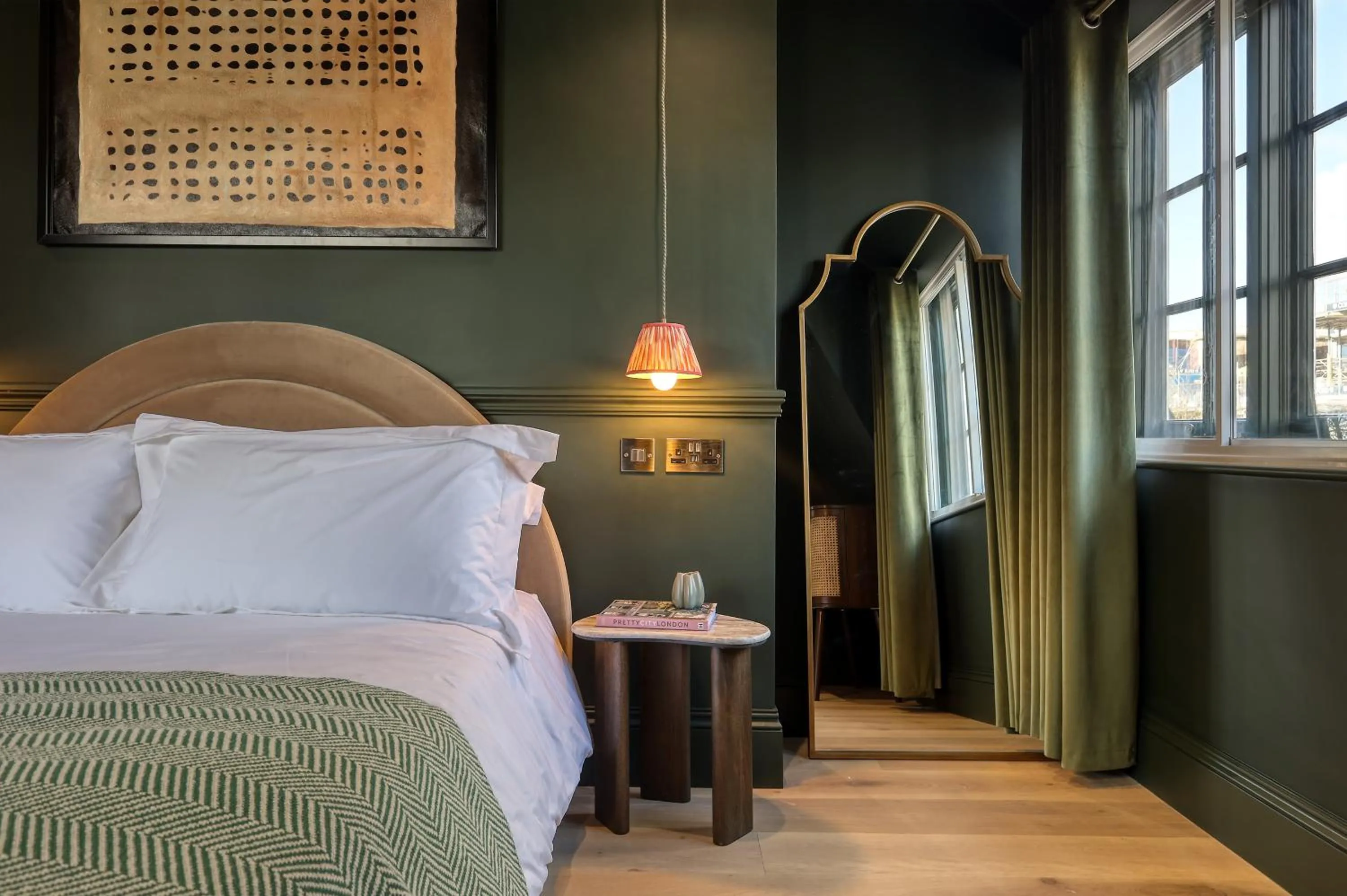 Bedroom, Bed in The Carlton Tavern Hotel