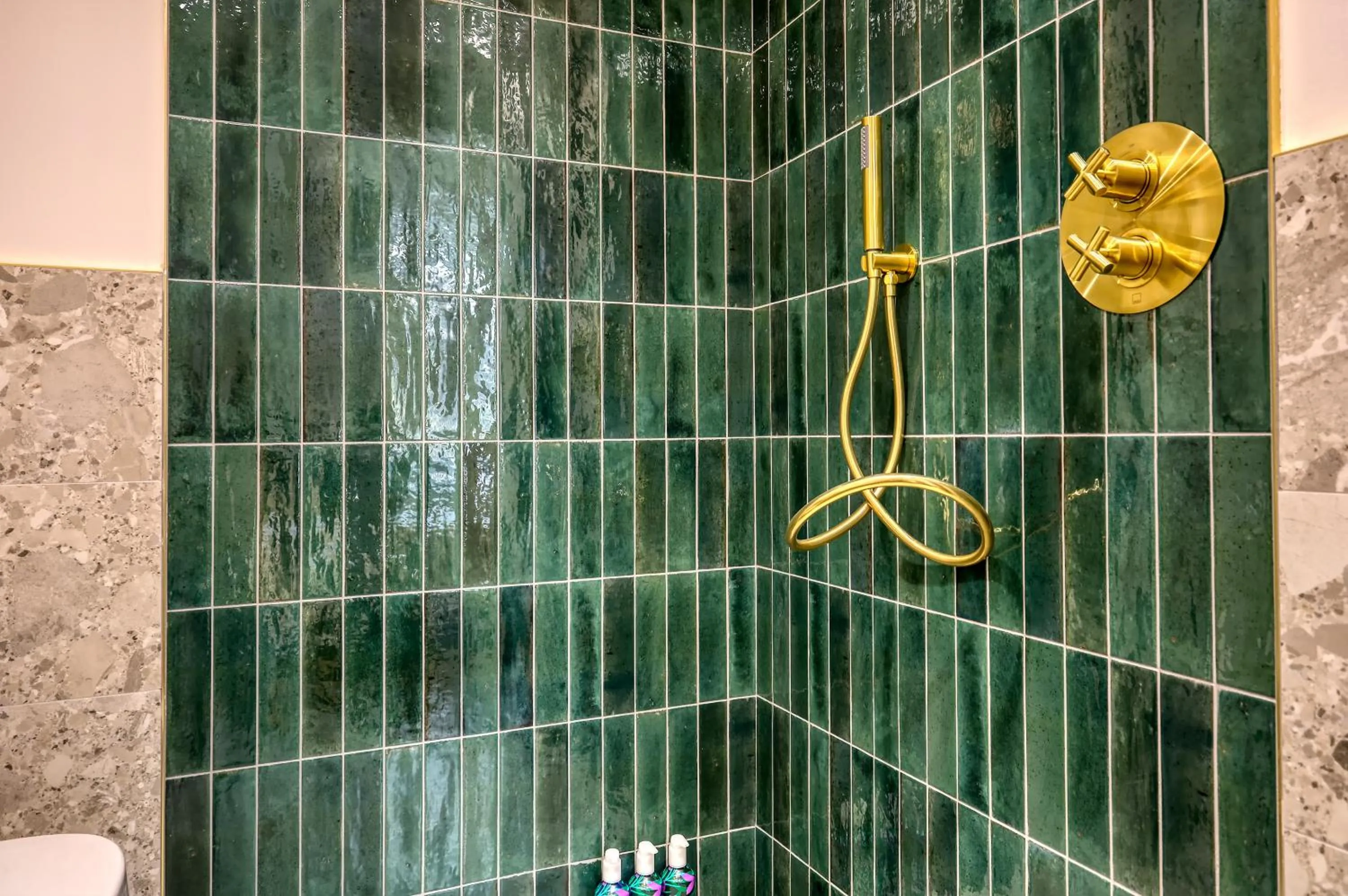 Bathroom in The Carlton Tavern Hotel