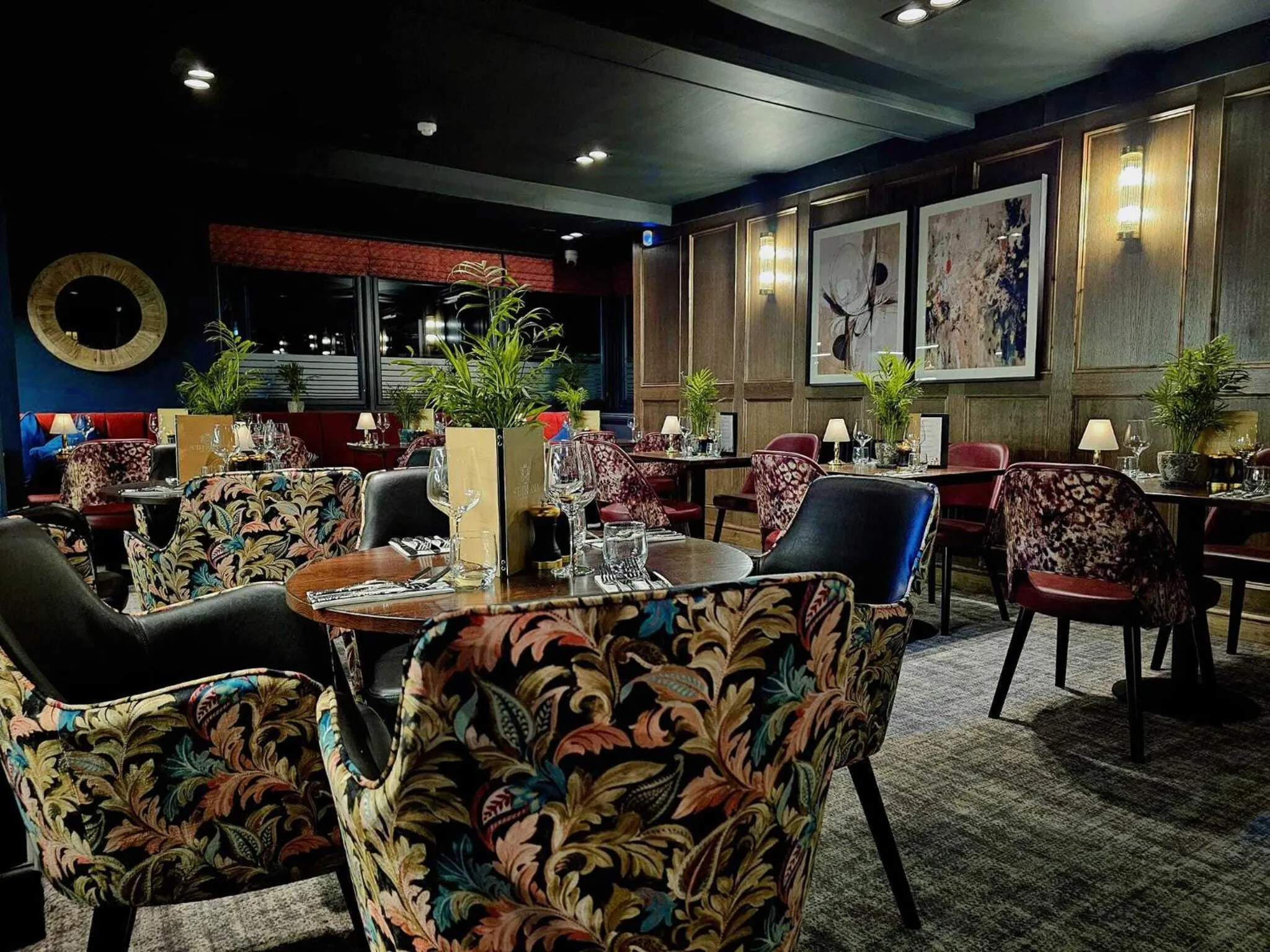 Dining area in The Sutherland