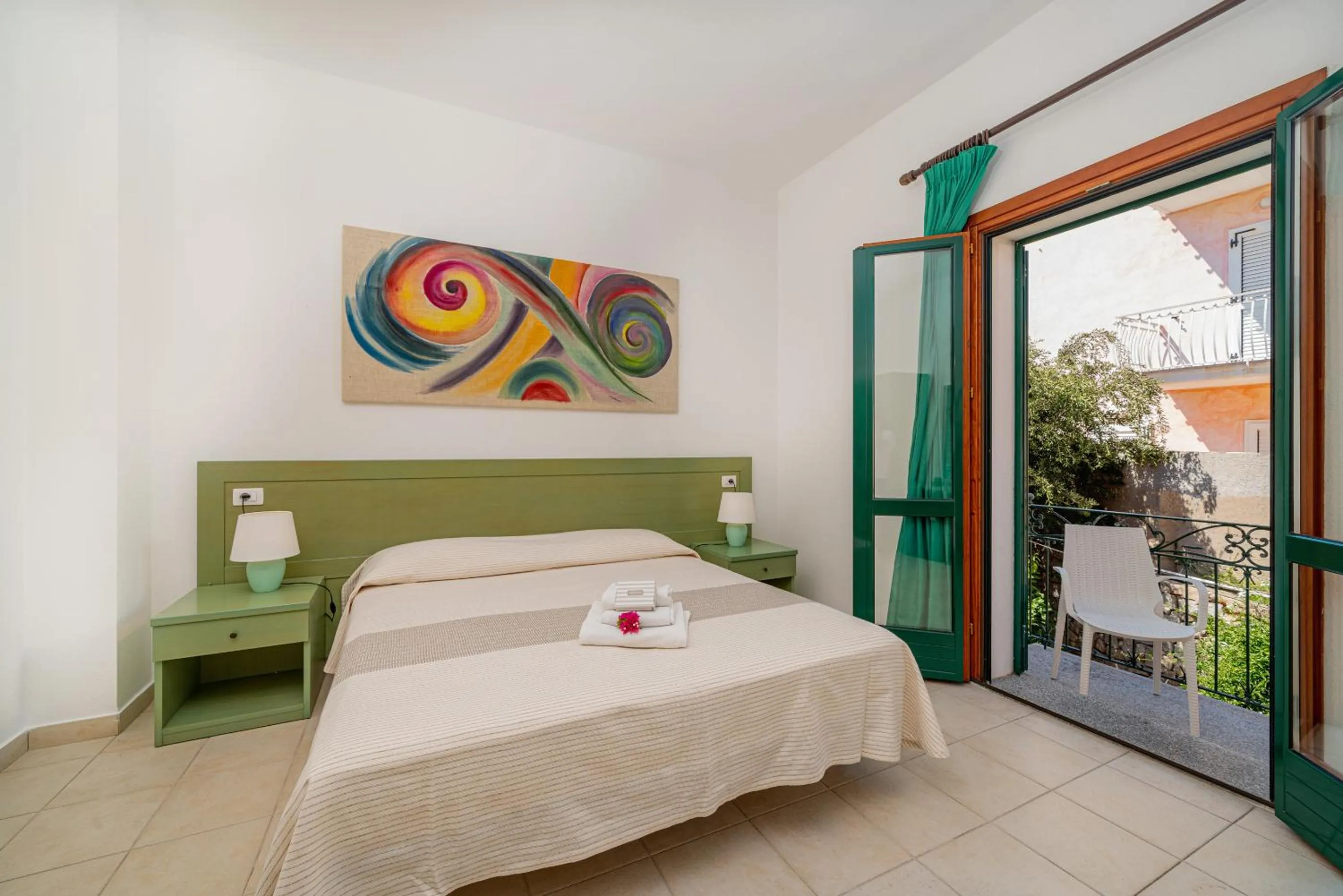 Garden, Bed in Hotel Marinaro