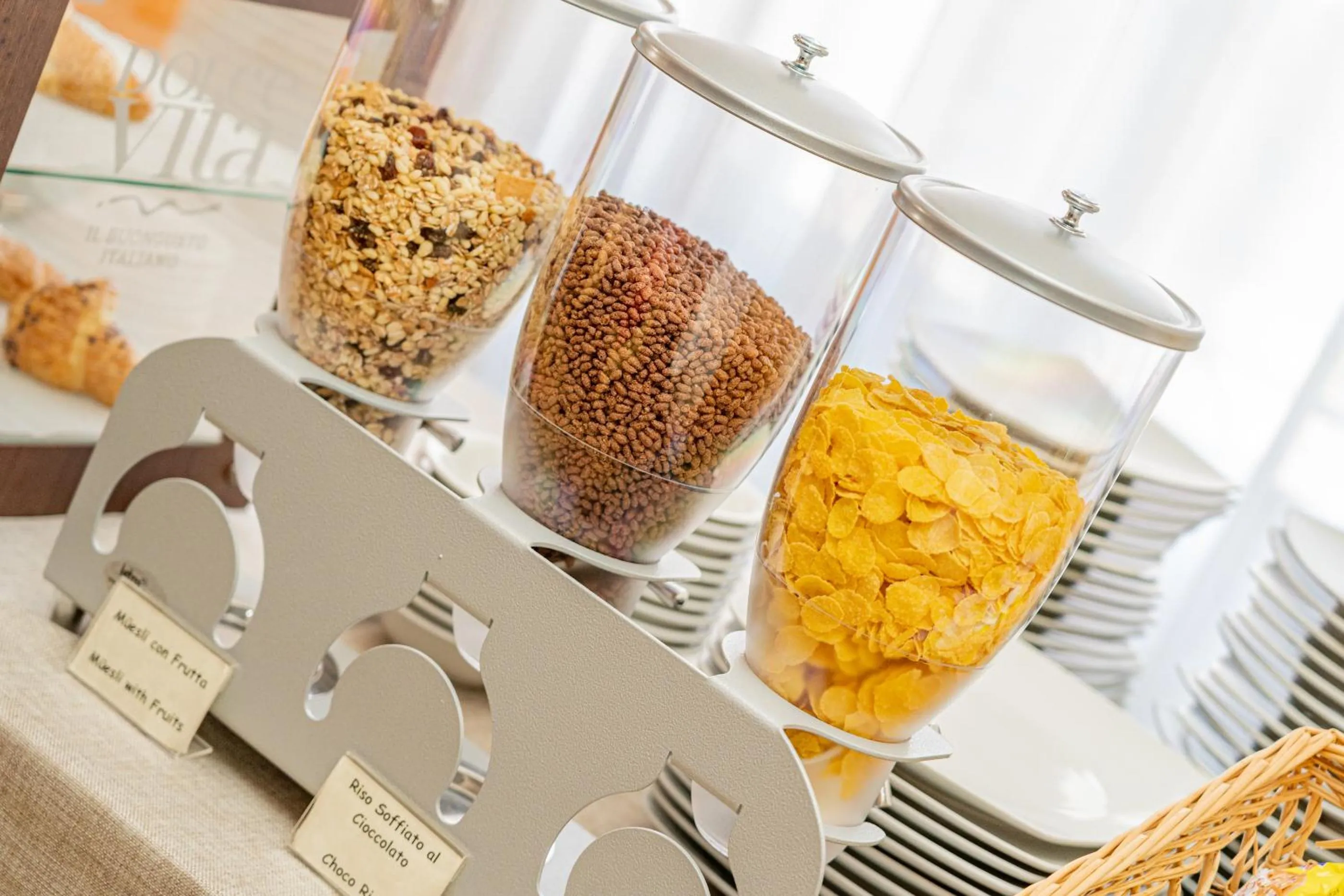 Buffet breakfast in Hotel Marinaro