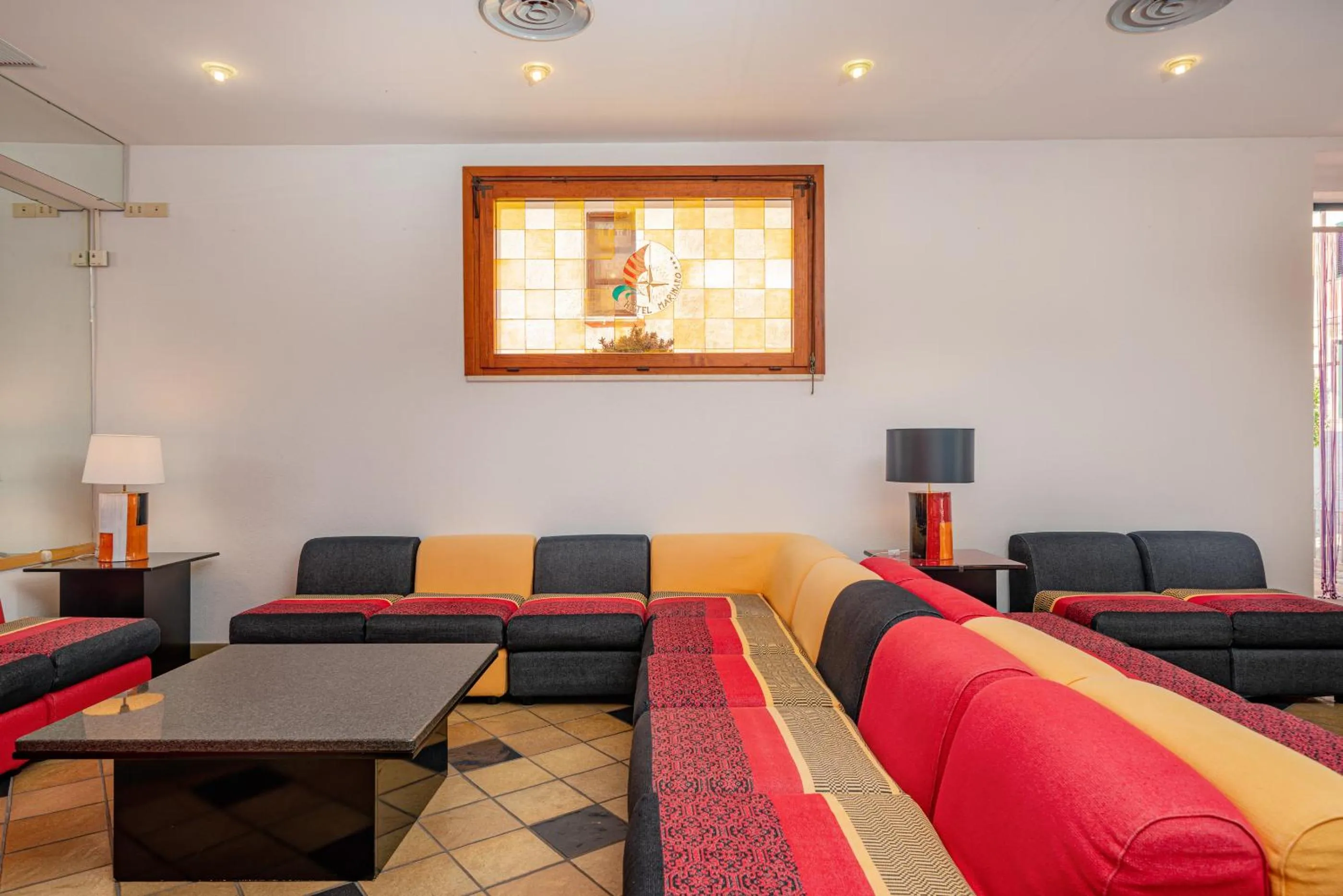 Communal lounge/ TV room in Hotel Marinaro