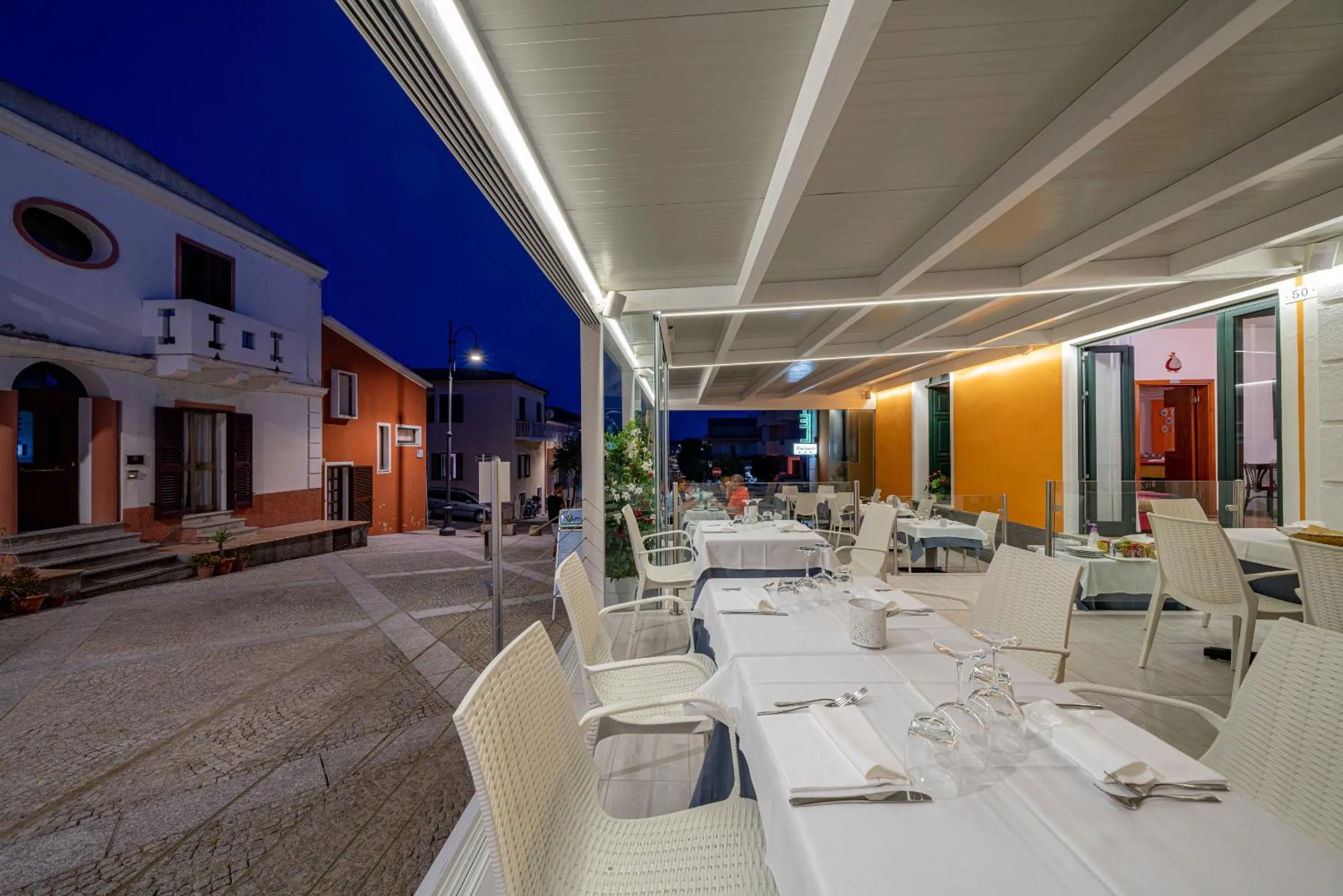 Restaurant/places to eat in Hotel Marinaro