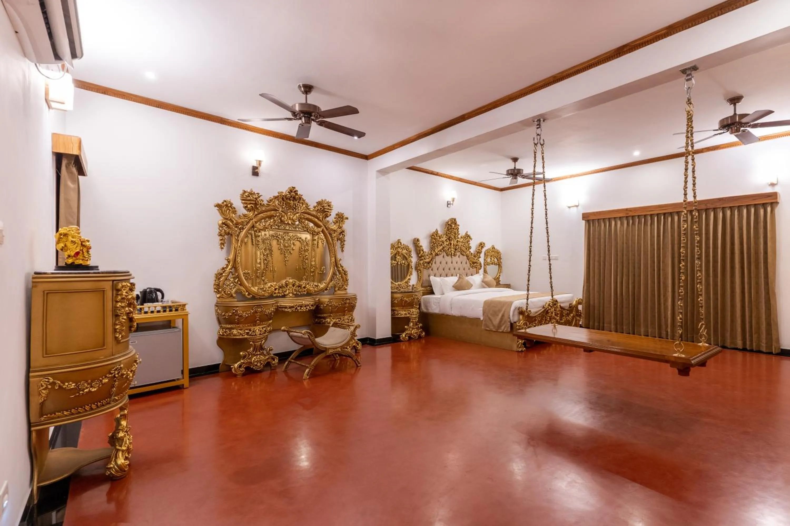 Living room in La Moon Puducherry